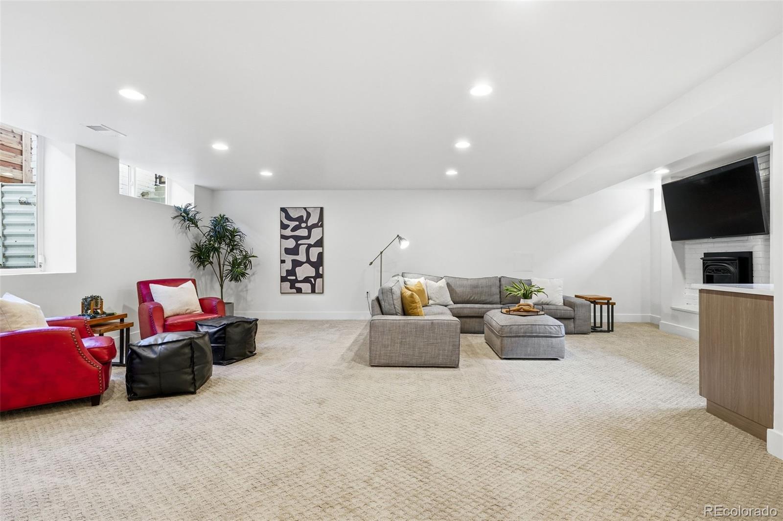 MLS Image #38 for 2379  ivanhoe street,denver, Colorado
