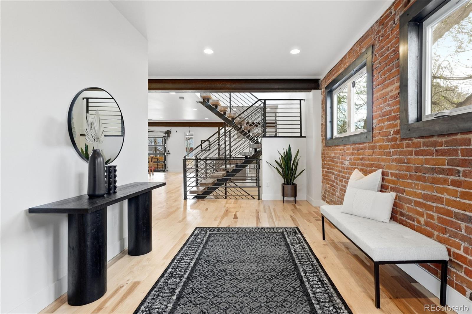 MLS Image #4 for 2379  ivanhoe street,denver, Colorado