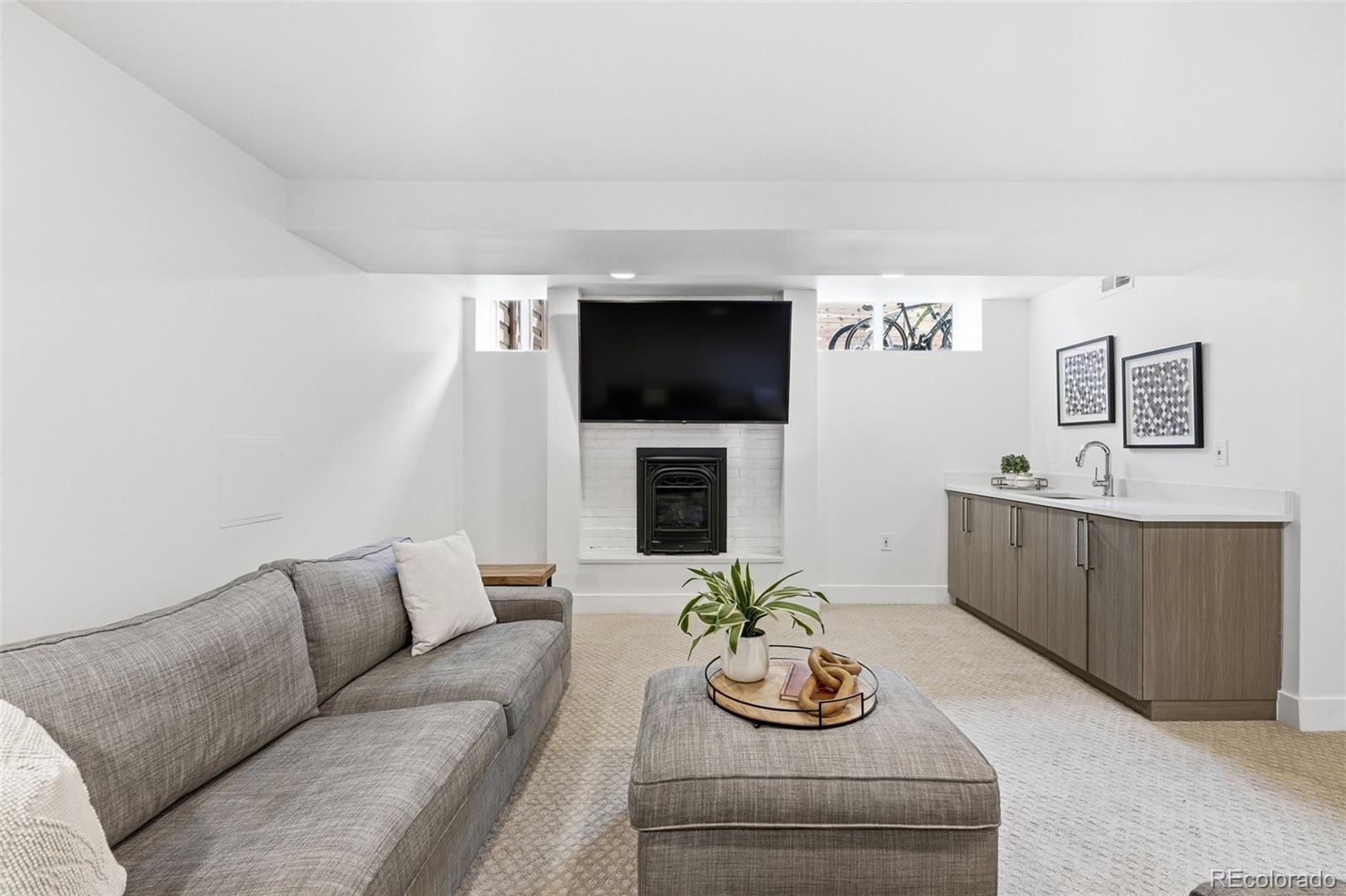 MLS Image #40 for 2379  ivanhoe street,denver, Colorado