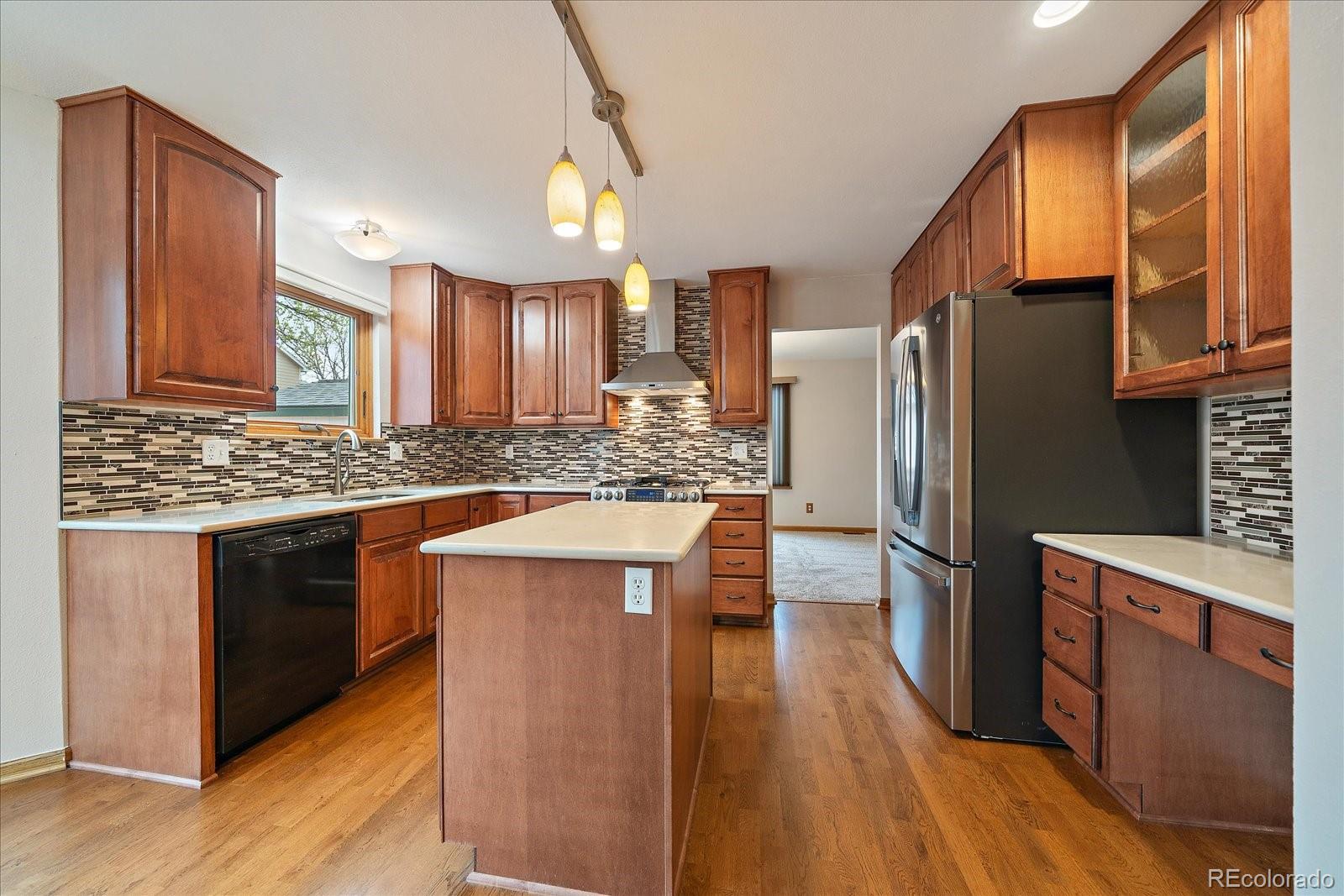 MLS Image #4 for 2428  maplewood circle,longmont, Colorado