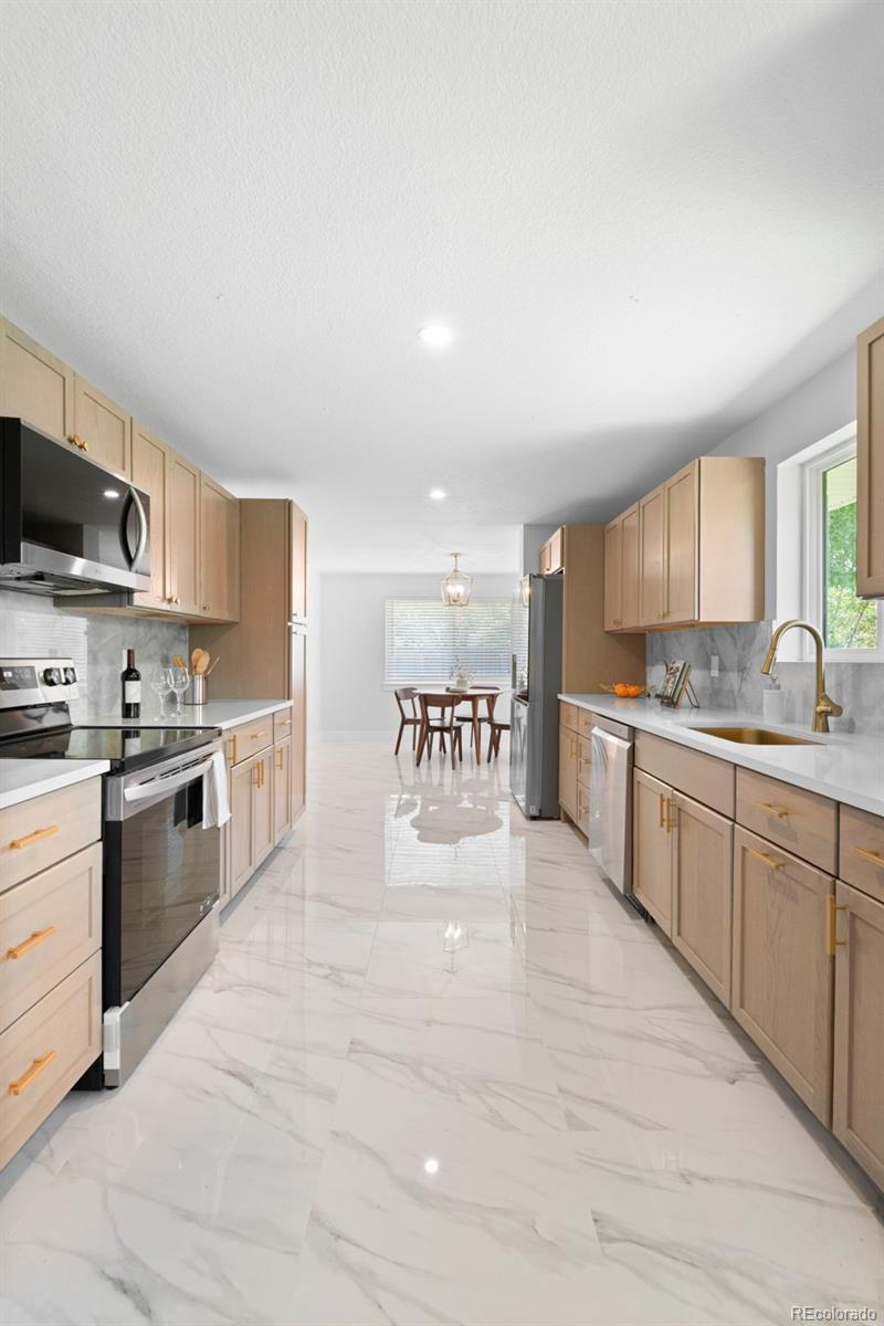 MLS Image #11 for 6695 s ogden street,centennial, Colorado