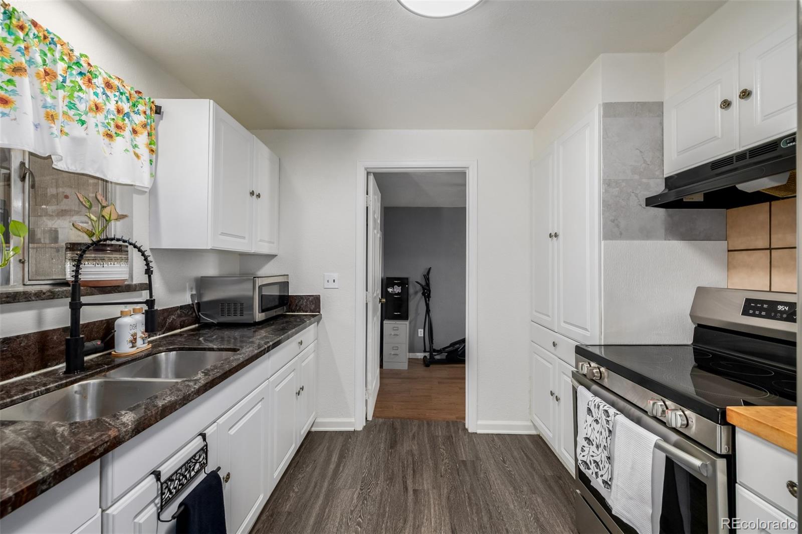 MLS Image #7 for 1720  sherrelwood drive,denver, Colorado