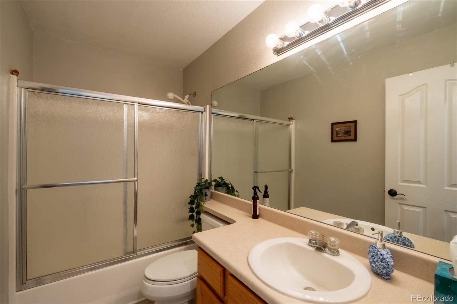 MLS Image #16 for 905  pawnee street,strasburg, Colorado