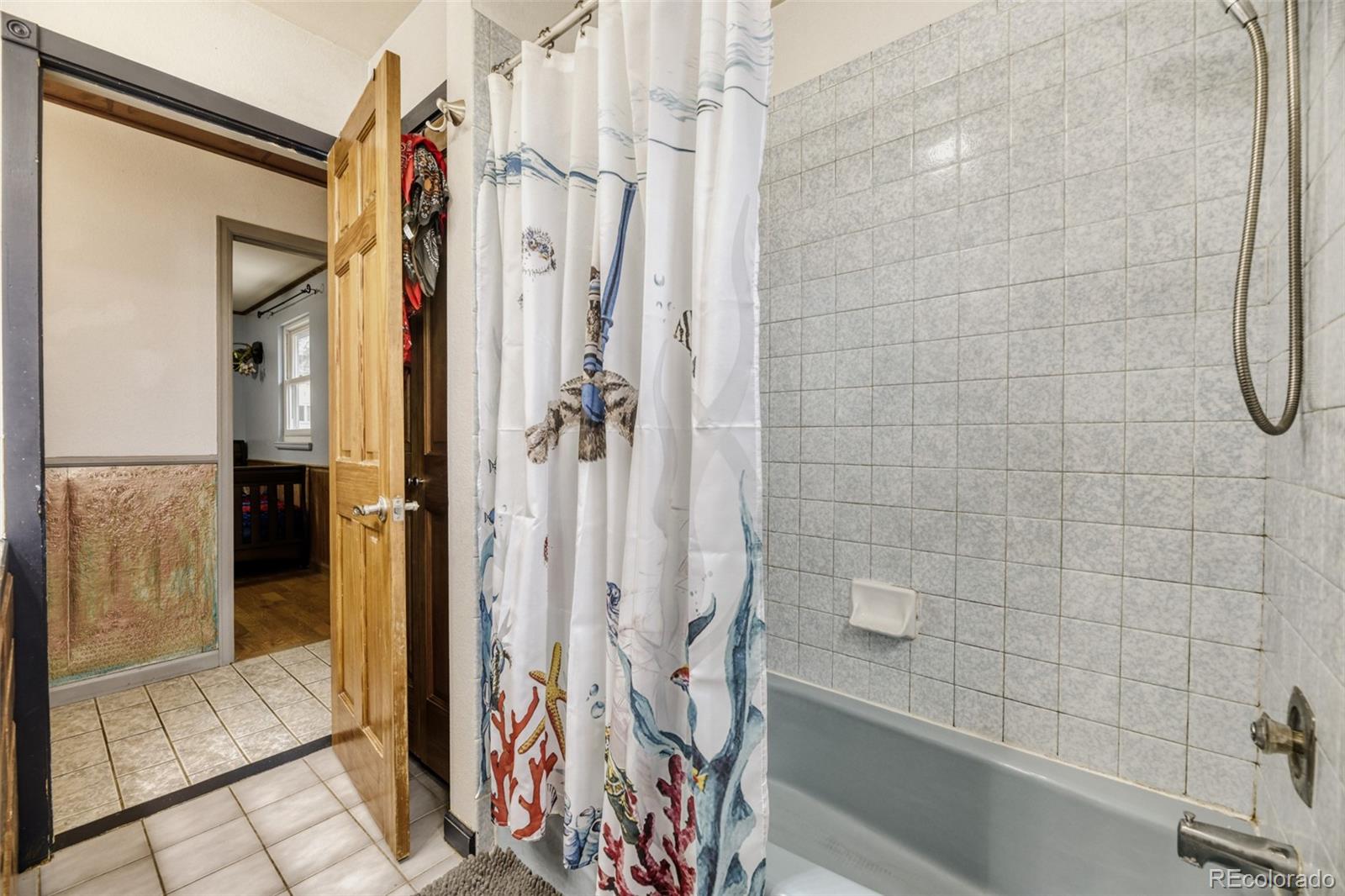 MLS Image #19 for 3734 s king street,denver, Colorado