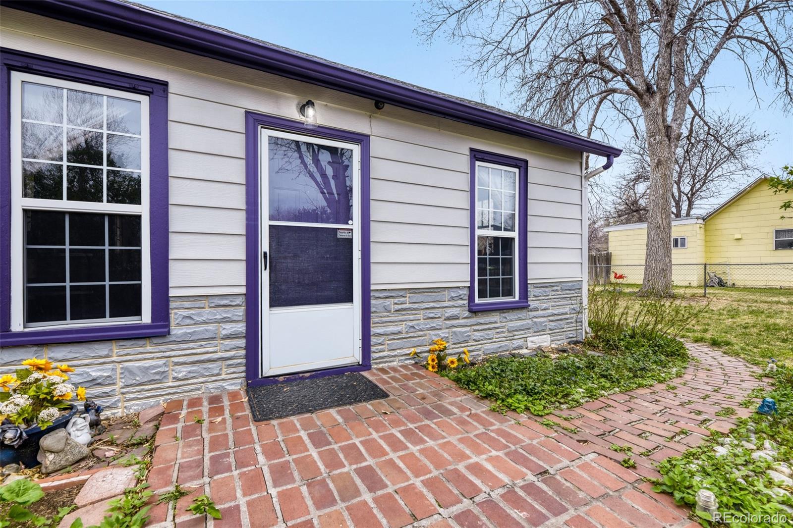 MLS Image #2 for 3734 s king street,denver, Colorado
