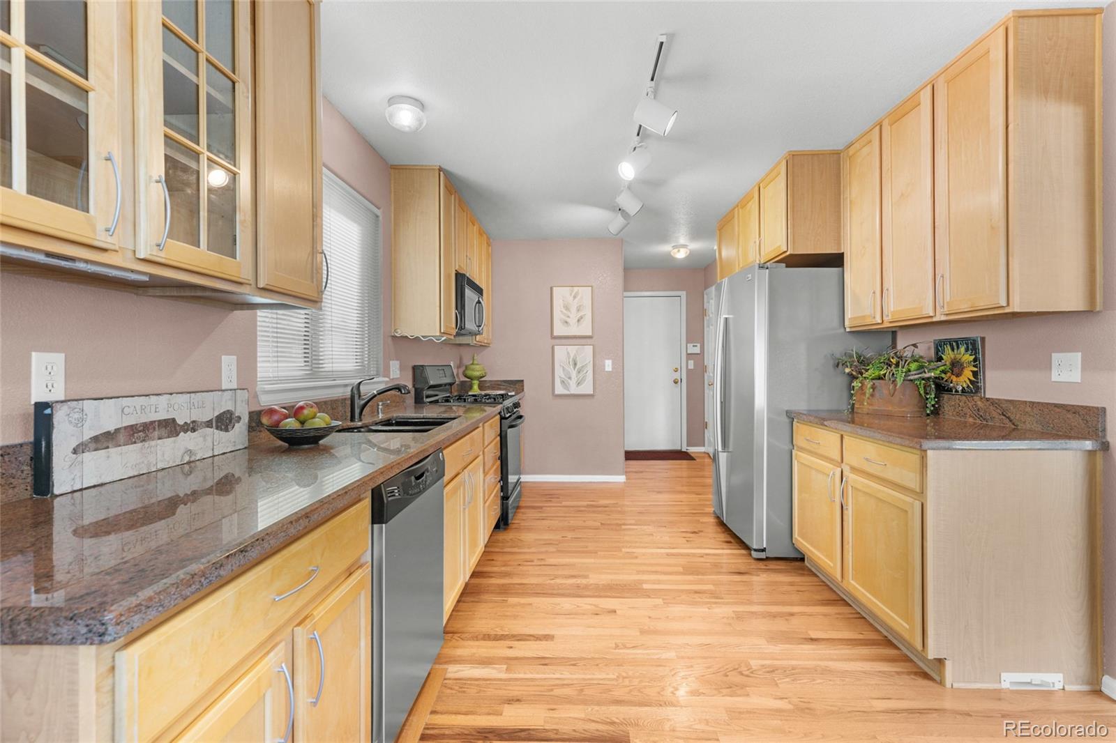 MLS Image #12 for 9807  newland court,broomfield, Colorado