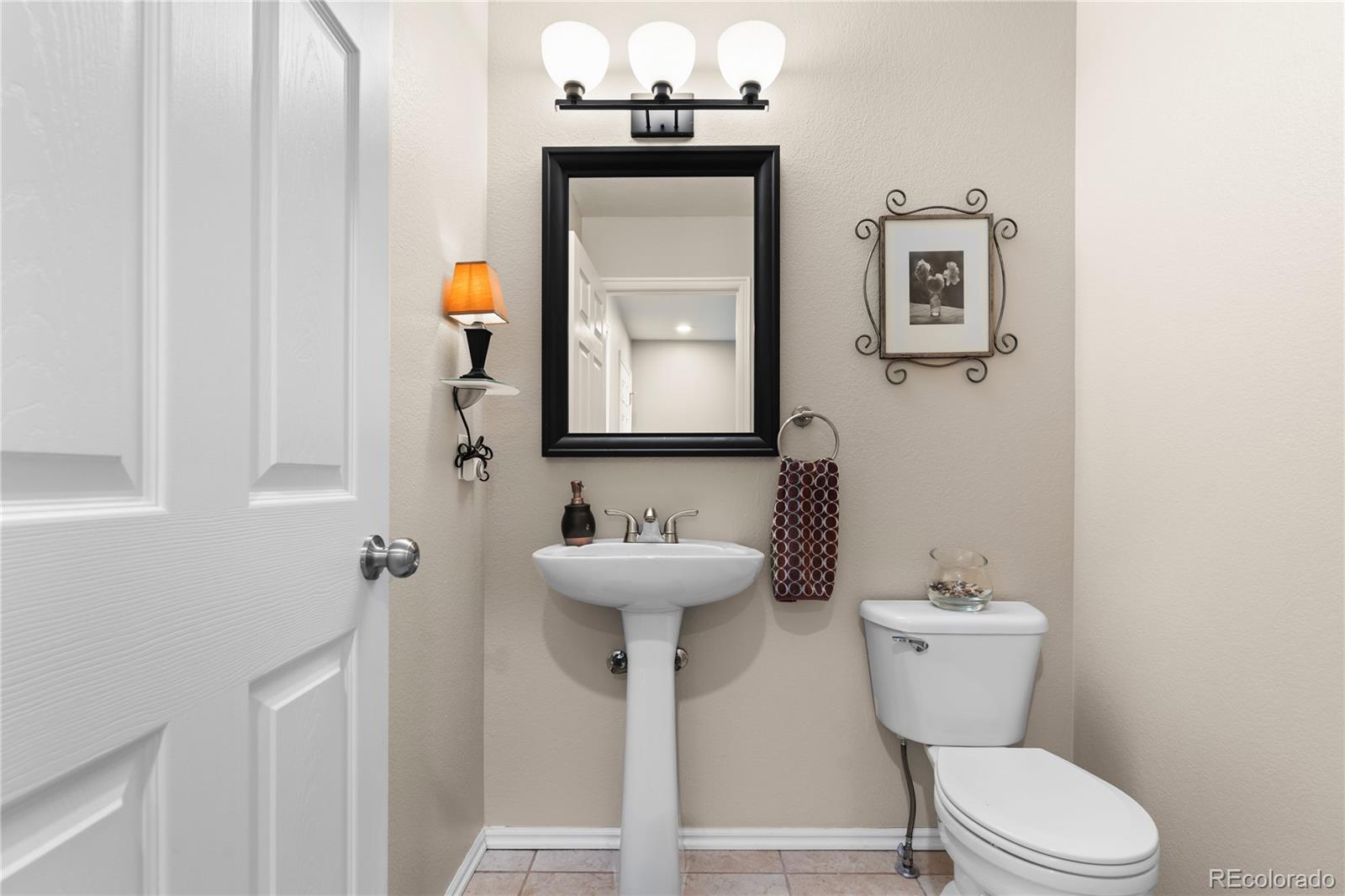 MLS Image #13 for 9835  sydney lane,highlands ranch, Colorado