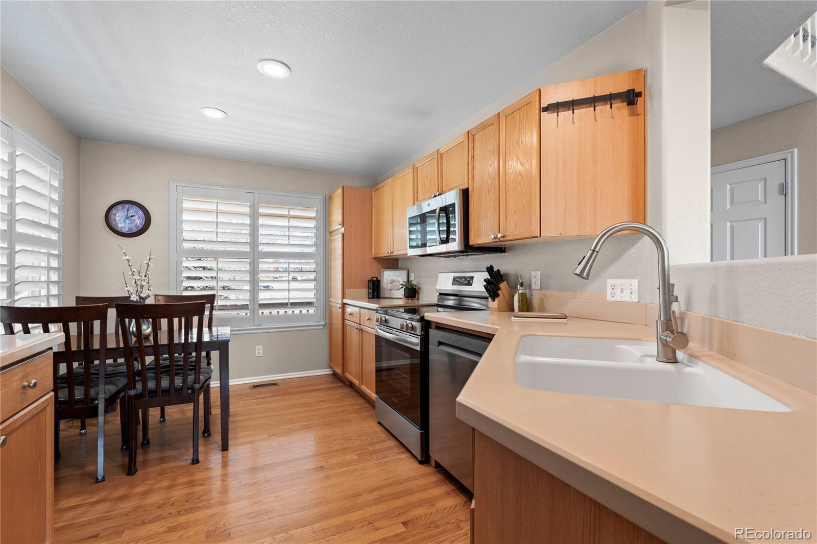 MLS Image #9 for 9835  sydney lane,highlands ranch, Colorado