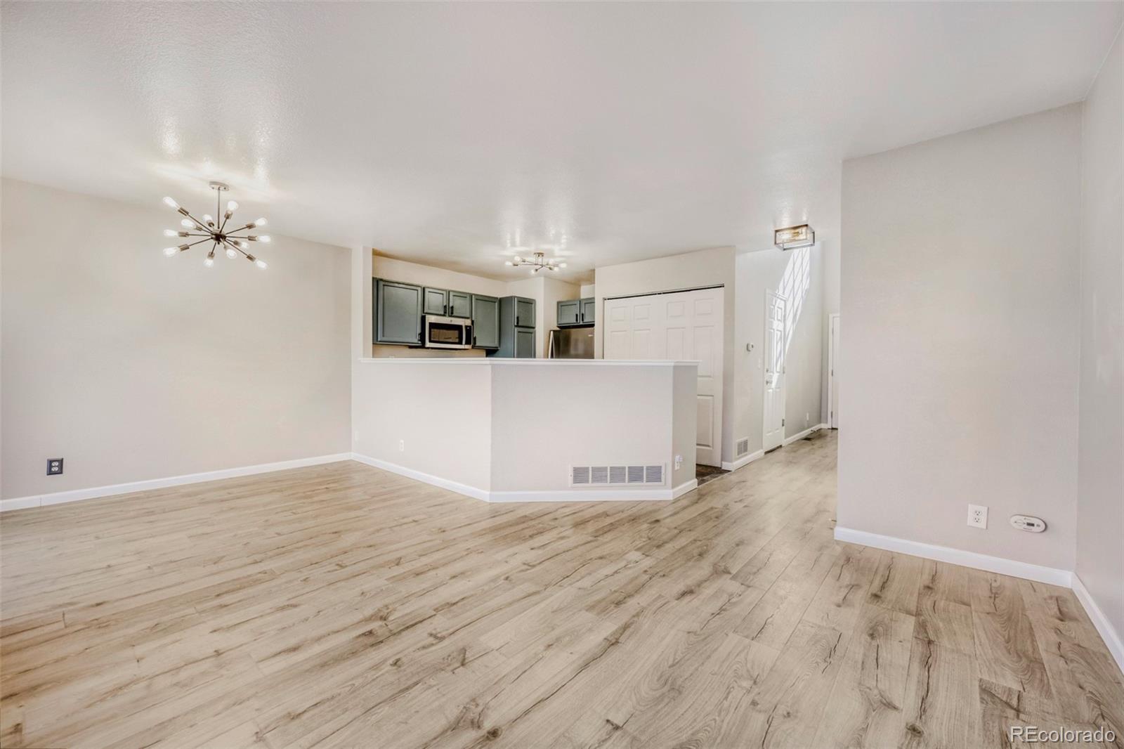 MLS Image #10 for 1984 e 102nd circle ,thornton, Colorado