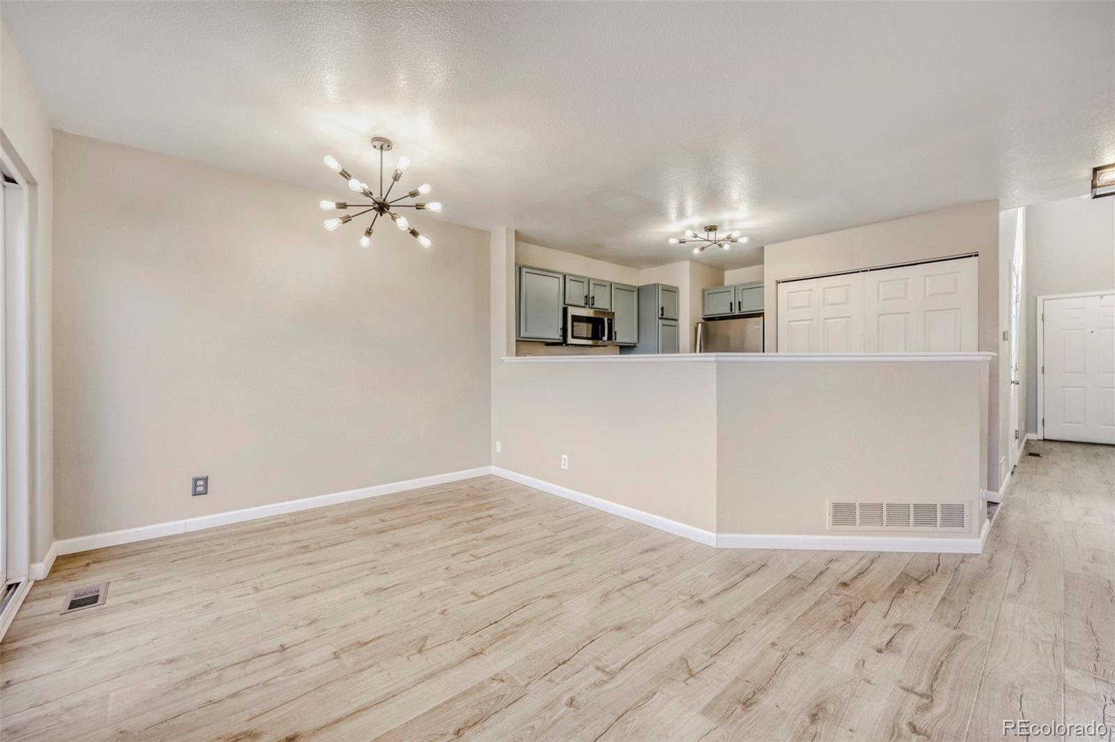MLS Image #11 for 1984 e 102nd circle ,thornton, Colorado