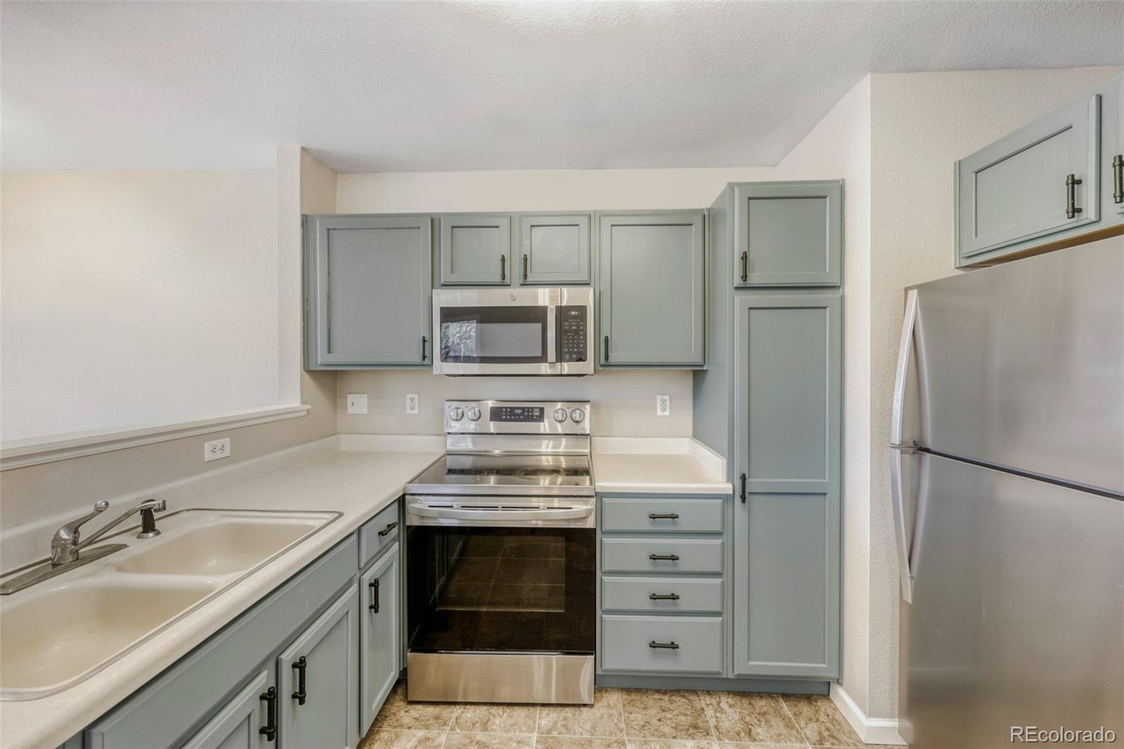 MLS Image #5 for 1984 e 102nd circle ,thornton, Colorado