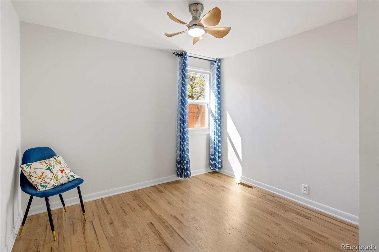 MLS Image #11 for 5325 w 5th avenue,lakewood, Colorado