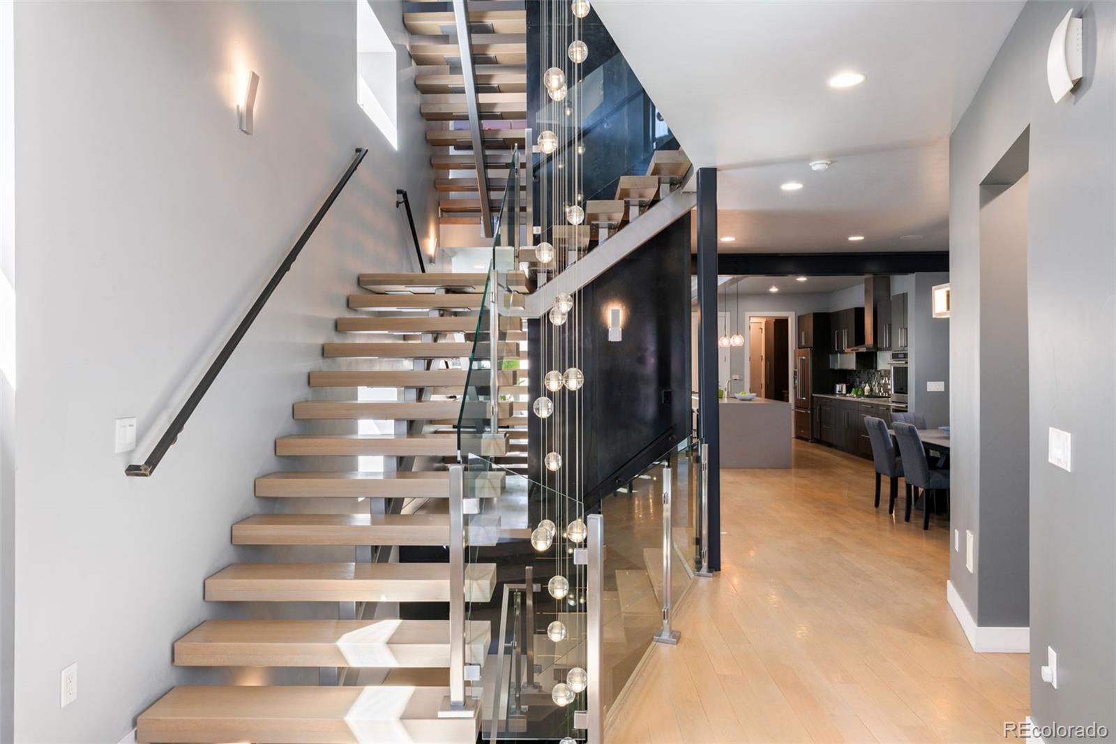 MLS Image #11 for 3453  navajo street,denver, Colorado