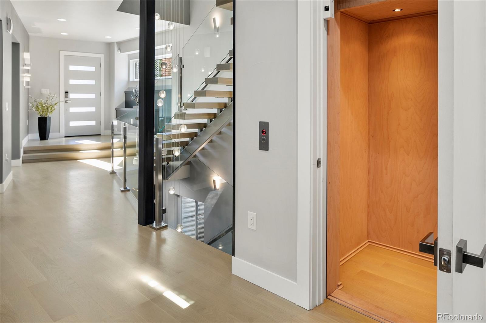 MLS Image #12 for 3453  navajo street,denver, Colorado