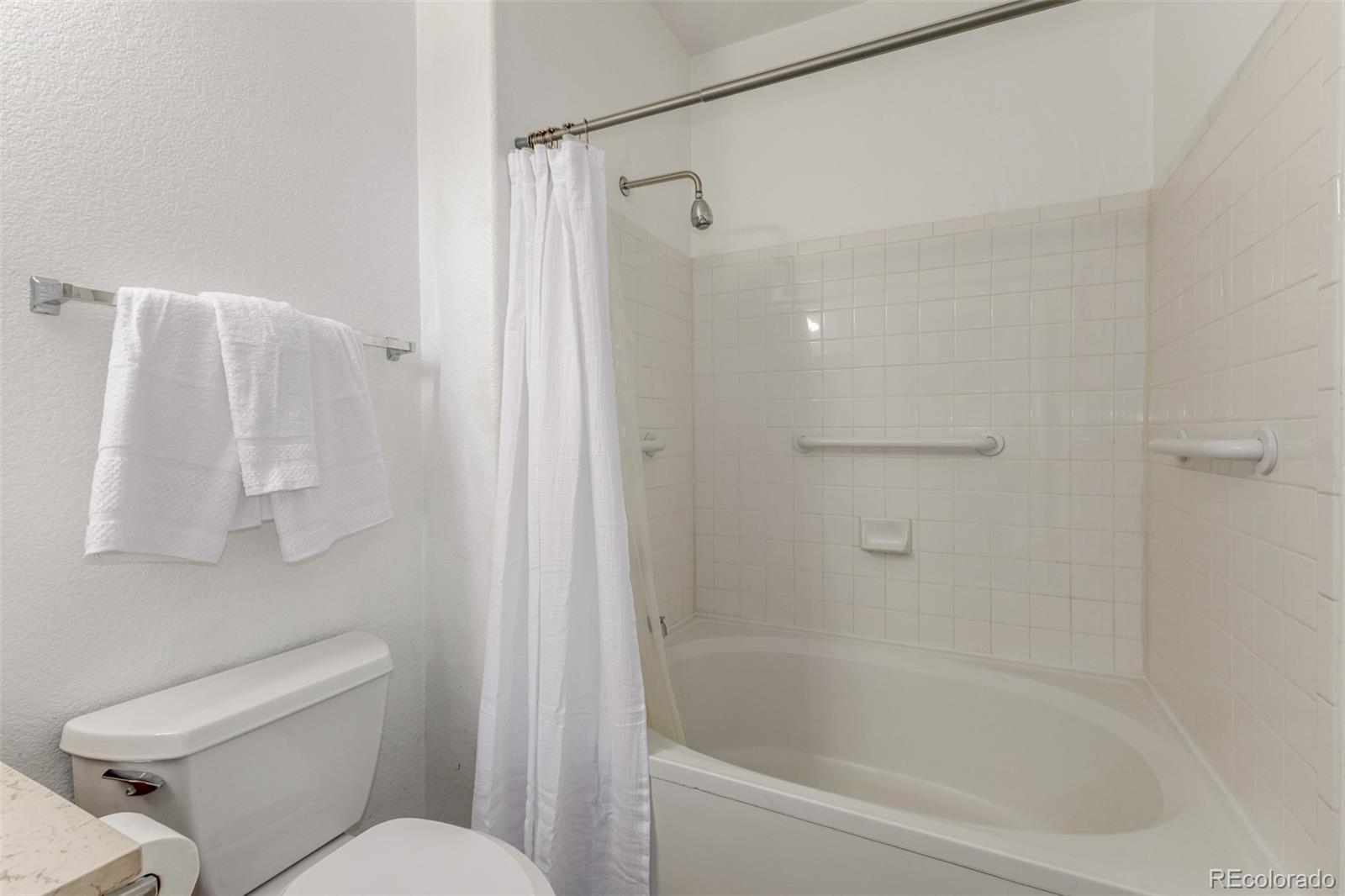 MLS Image #20 for 3261 e 103rd place 1210,thornton, Colorado
