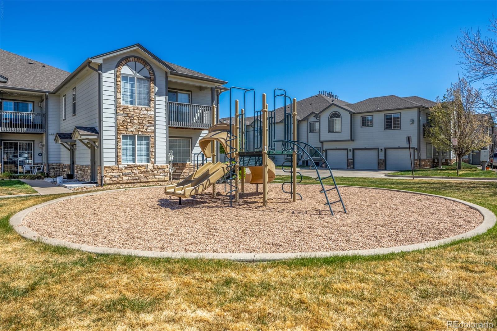 MLS Image #36 for 3261 e 103rd place 1210,thornton, Colorado