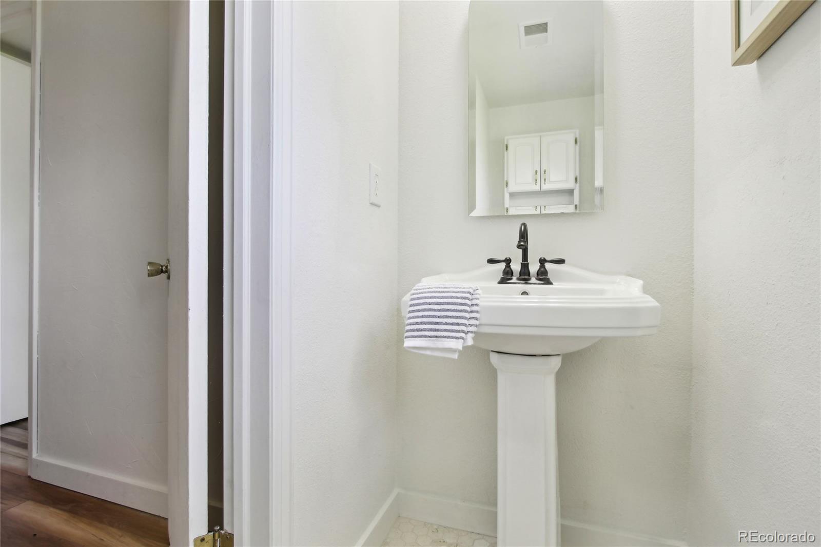 MLS Image #14 for 235  summit circle,lafayette, Colorado