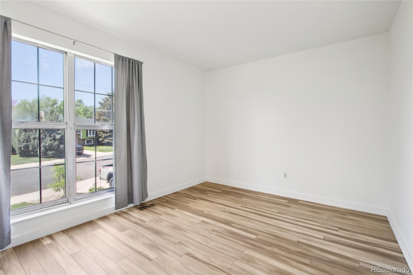 MLS Image #17 for 235  summit circle,lafayette, Colorado
