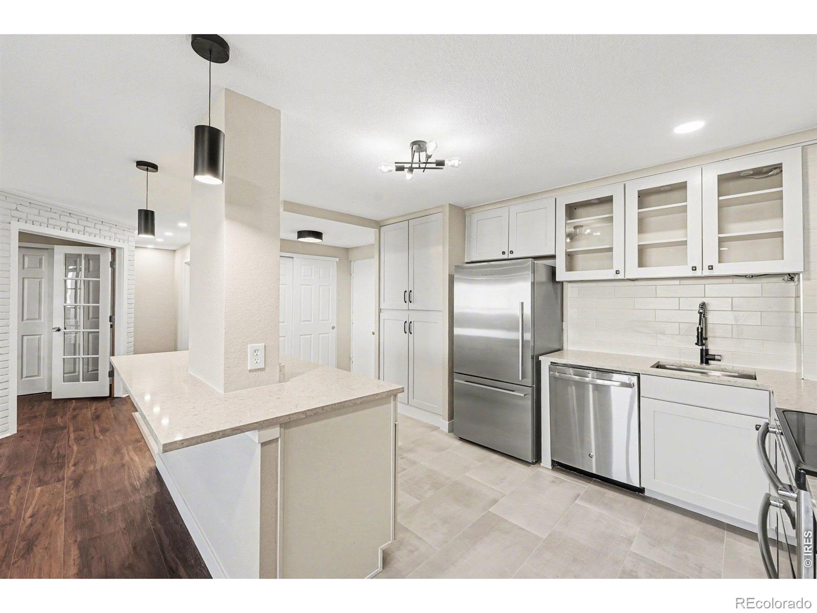 MLS Image #5 for 3131 e alameda avenue 1503,denver, Colorado