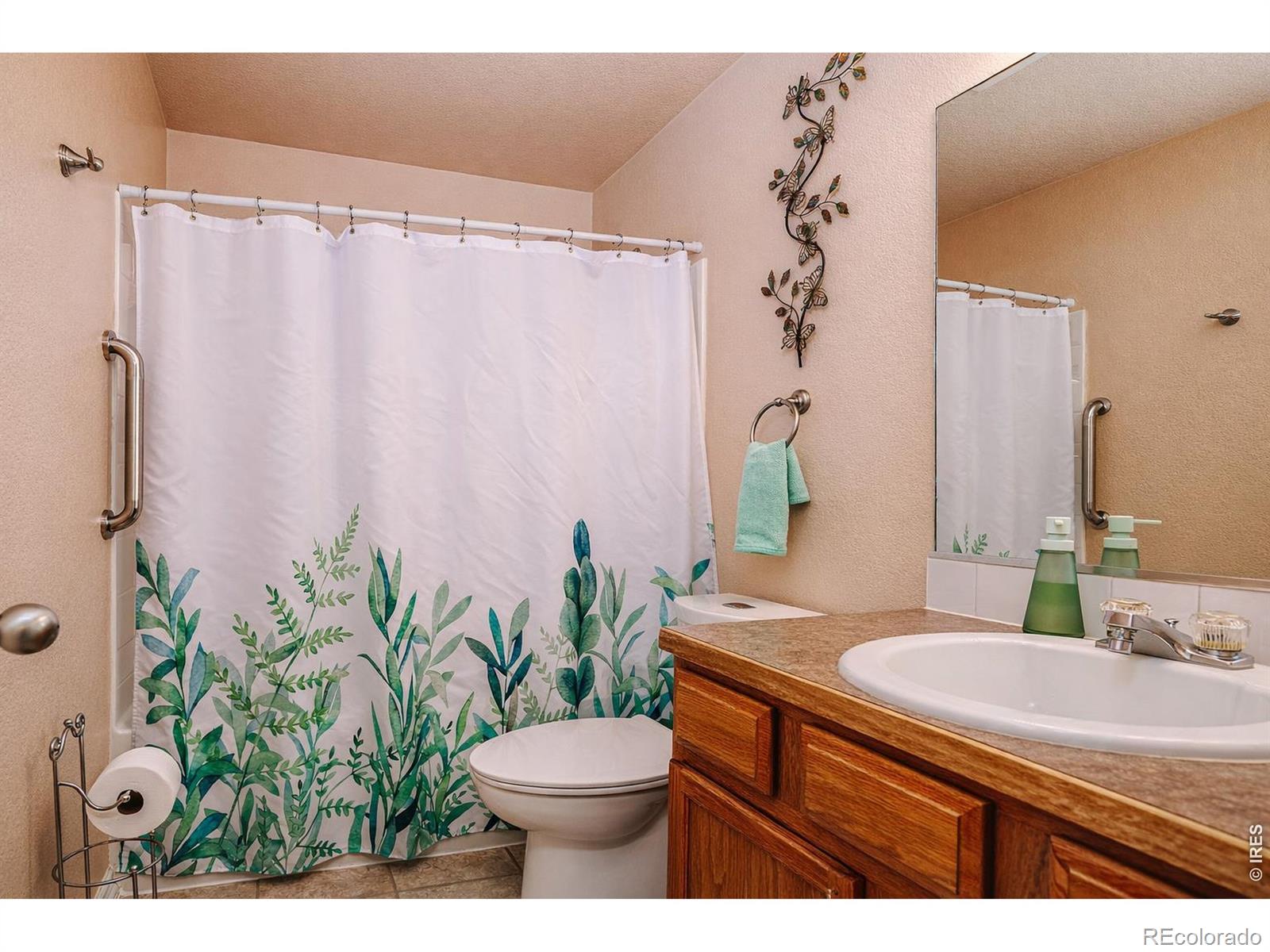 MLS Image #13 for 2507  bearwood avenue,greeley, Colorado