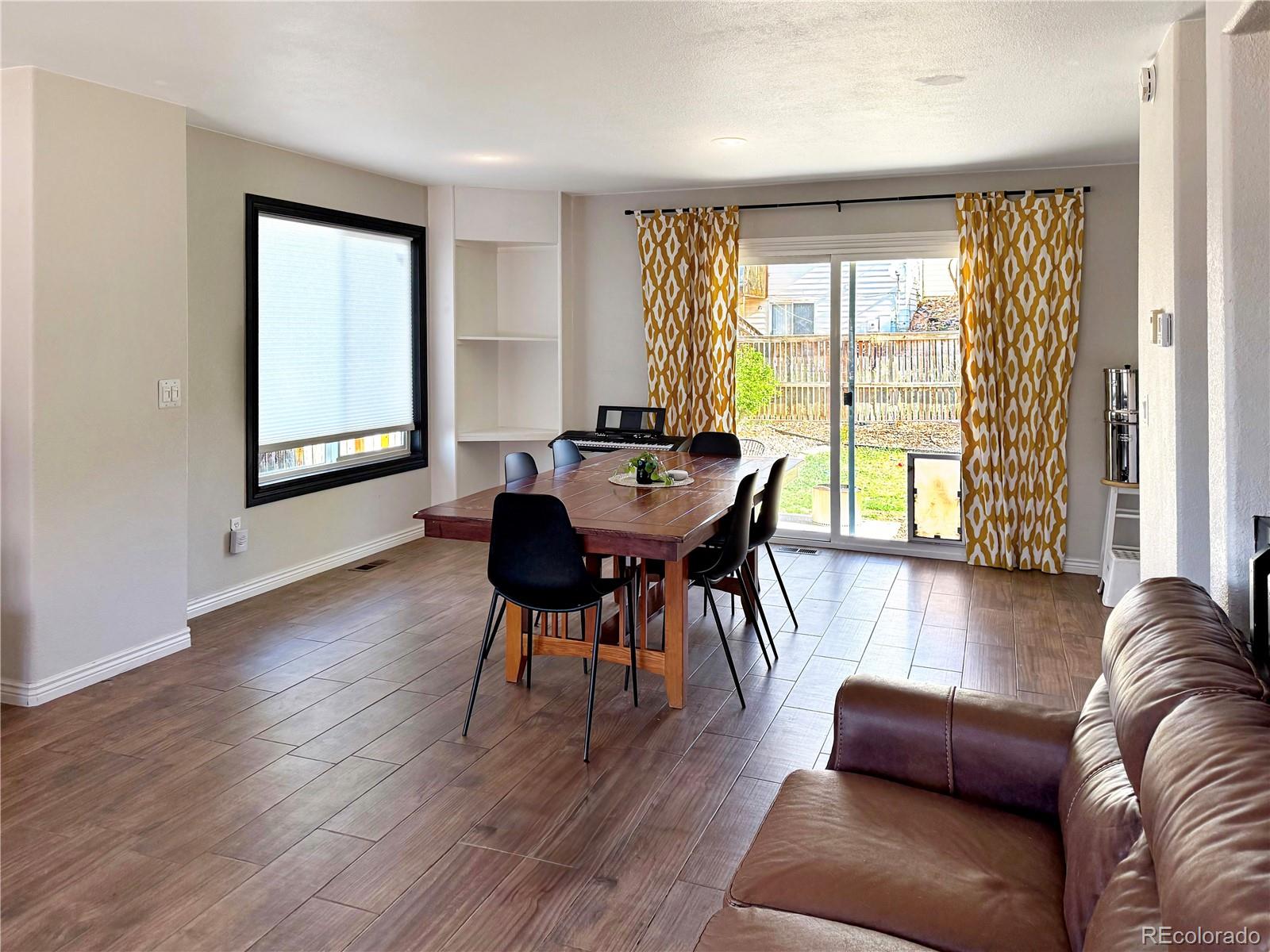 MLS Image #3 for 935  brittany way,highlands ranch, Colorado