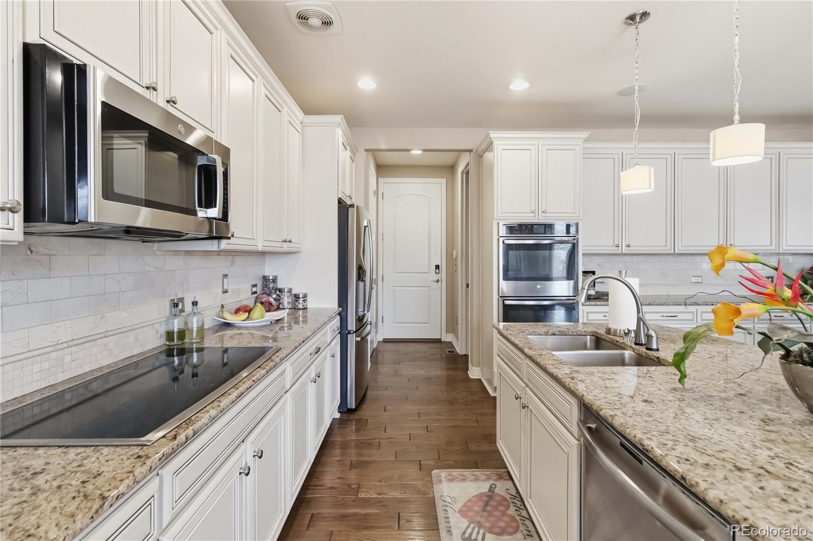 MLS Image #13 for 20509 e brunswick place,aurora, Colorado