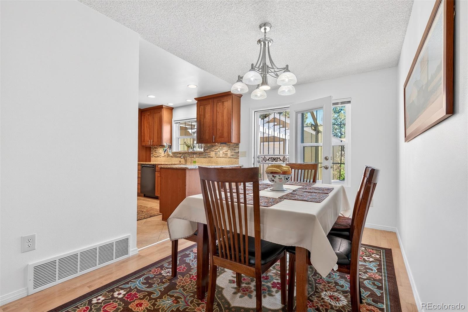 MLS Image #11 for 9142 e amherst drive a,denver, Colorado