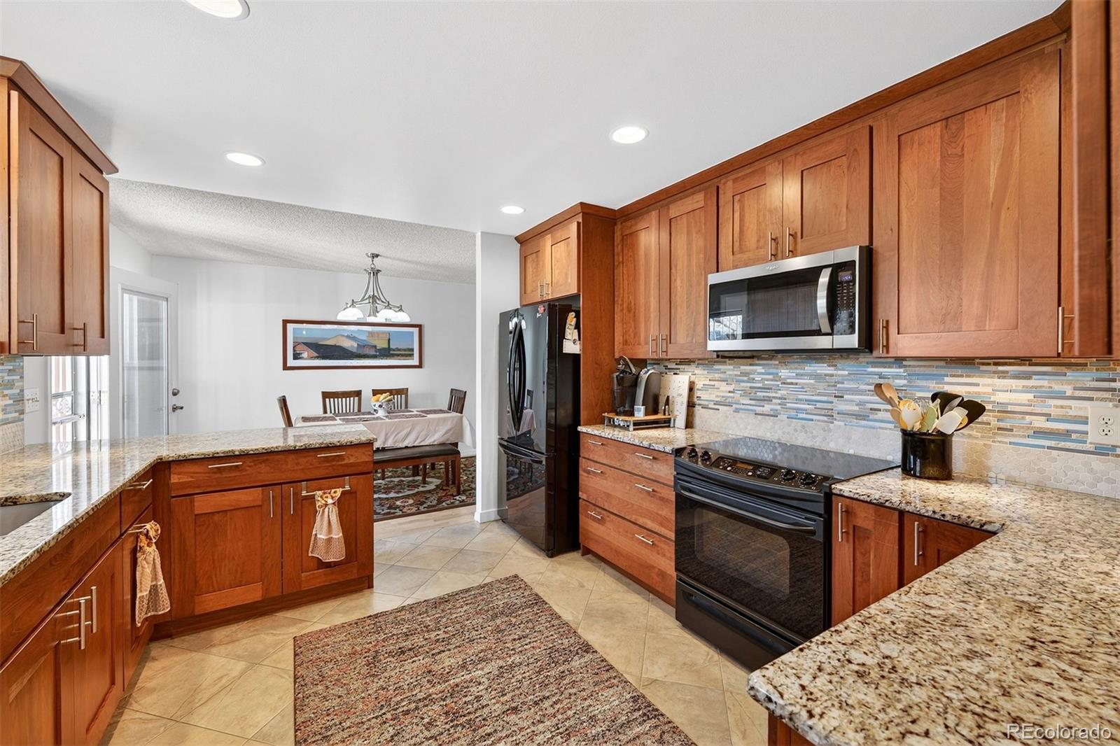 MLS Image #17 for 9142 e amherst drive a,denver, Colorado