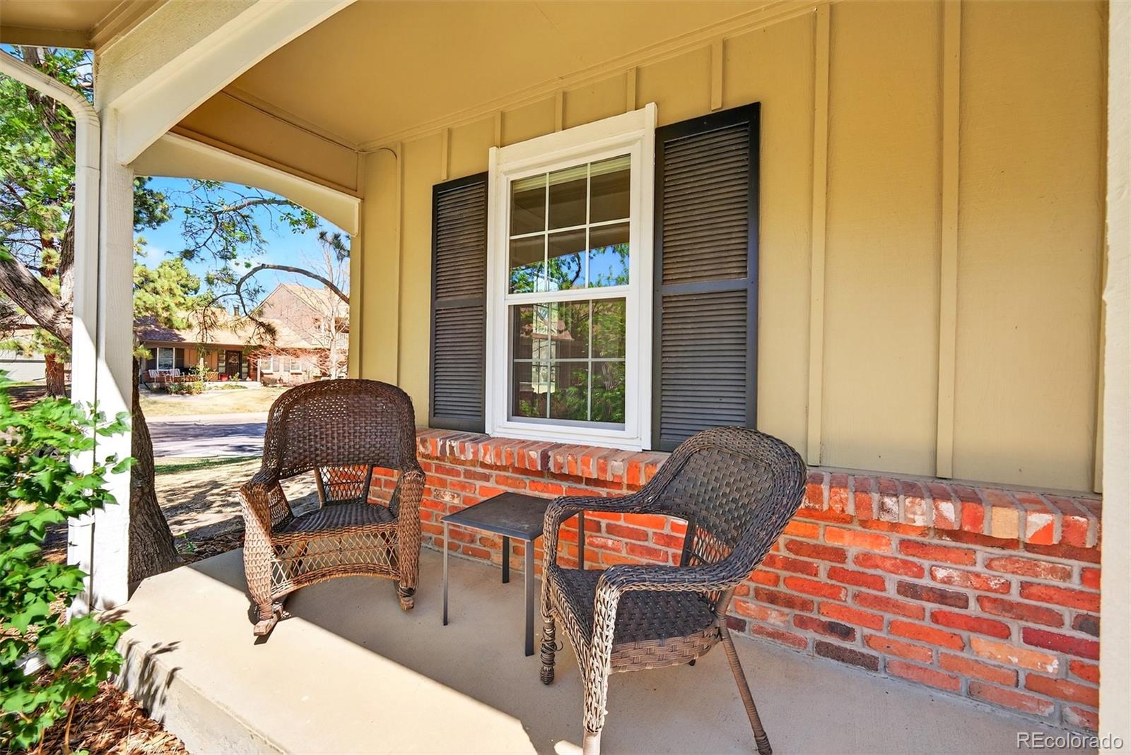MLS Image #5 for 9142 e amherst drive a,denver, Colorado