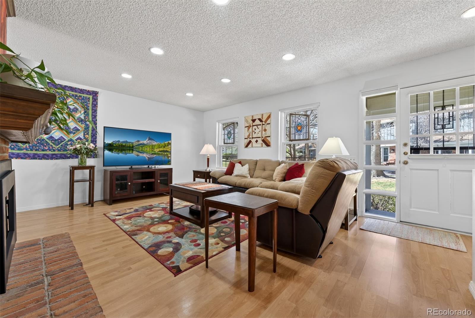 MLS Image #7 for 9142 e amherst drive a,denver, Colorado