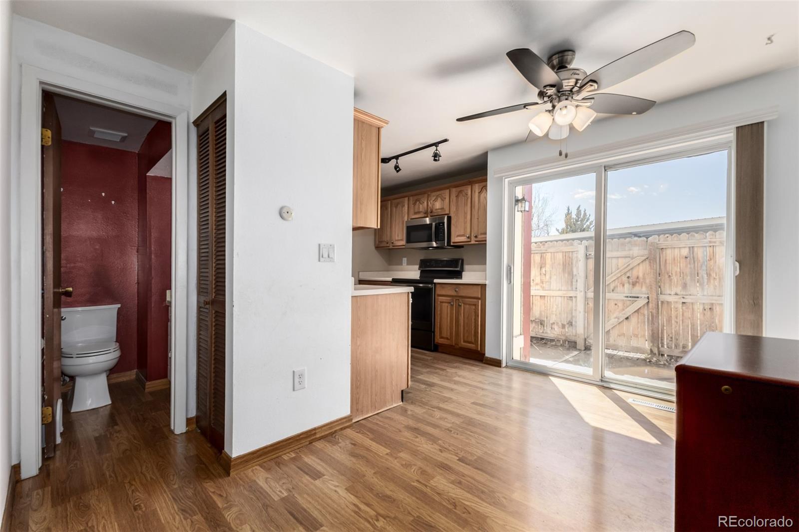 MLS Image #10 for 7772 w glasgow place,littleton, Colorado