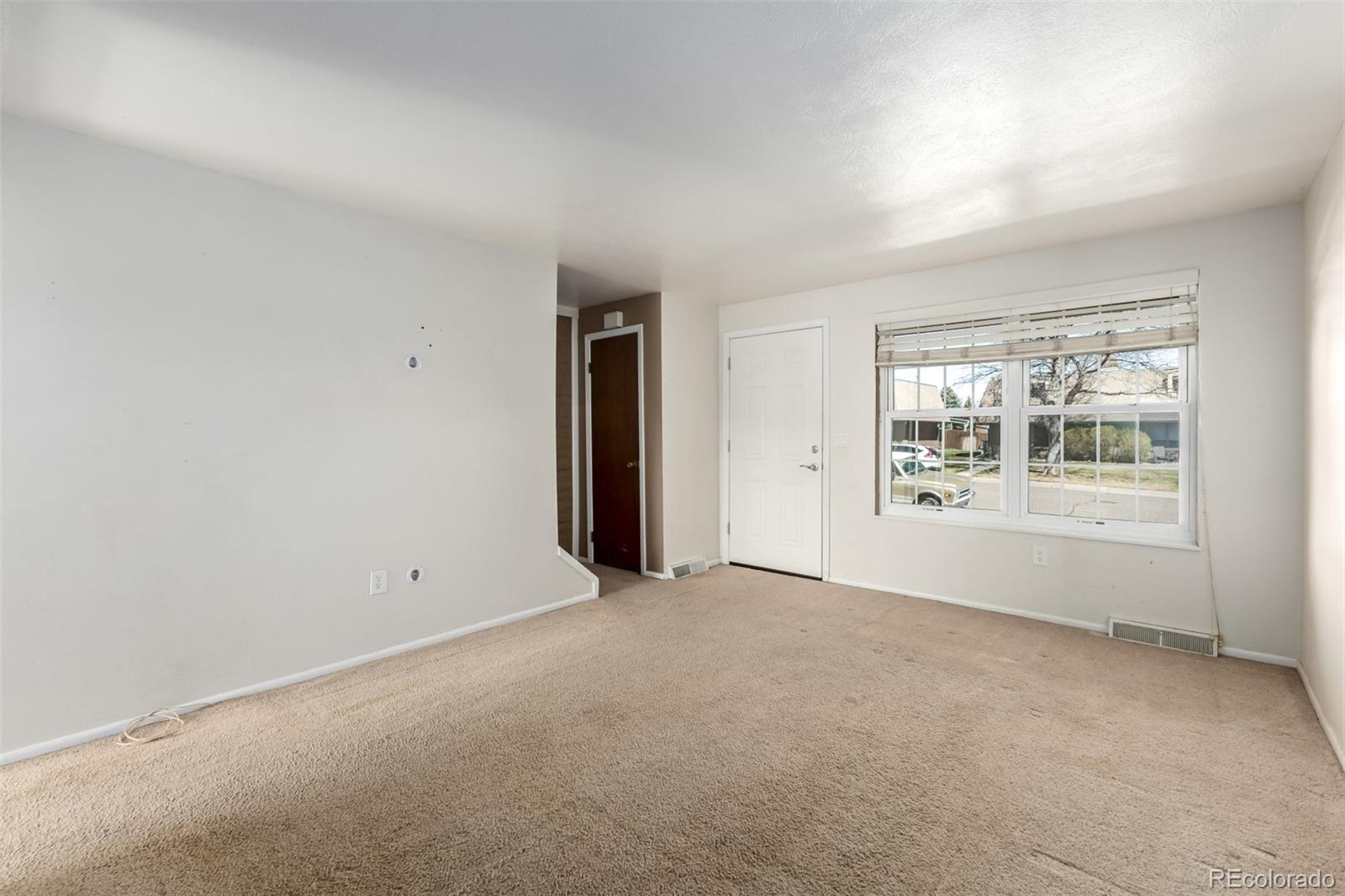 MLS Image #2 for 7772 w glasgow place,littleton, Colorado