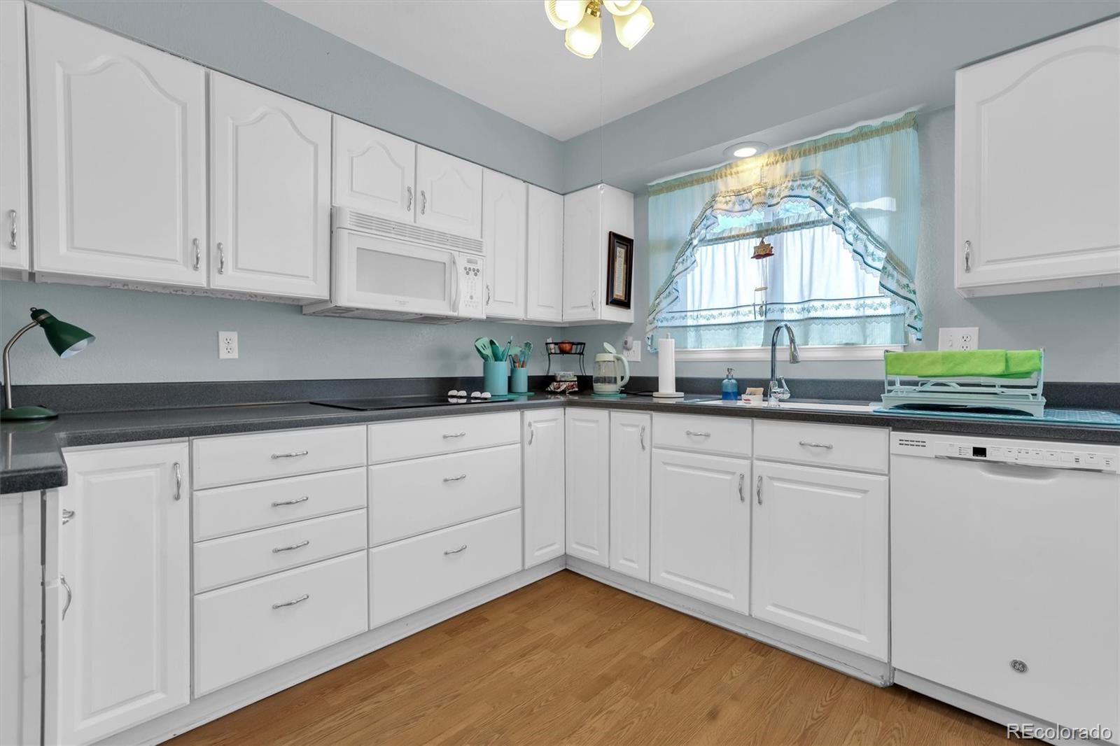 MLS Image #9 for 8448 w union avenue 33,littleton, Colorado