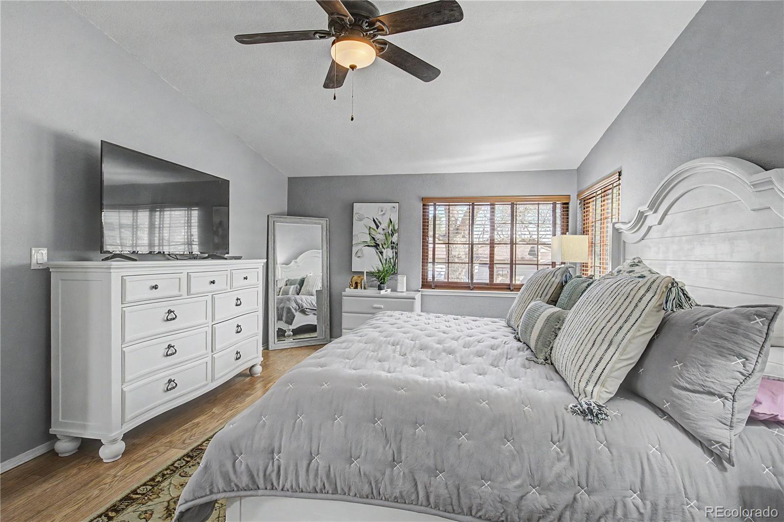 MLS Image #10 for 9115 w cedar drive f,lakewood, Colorado