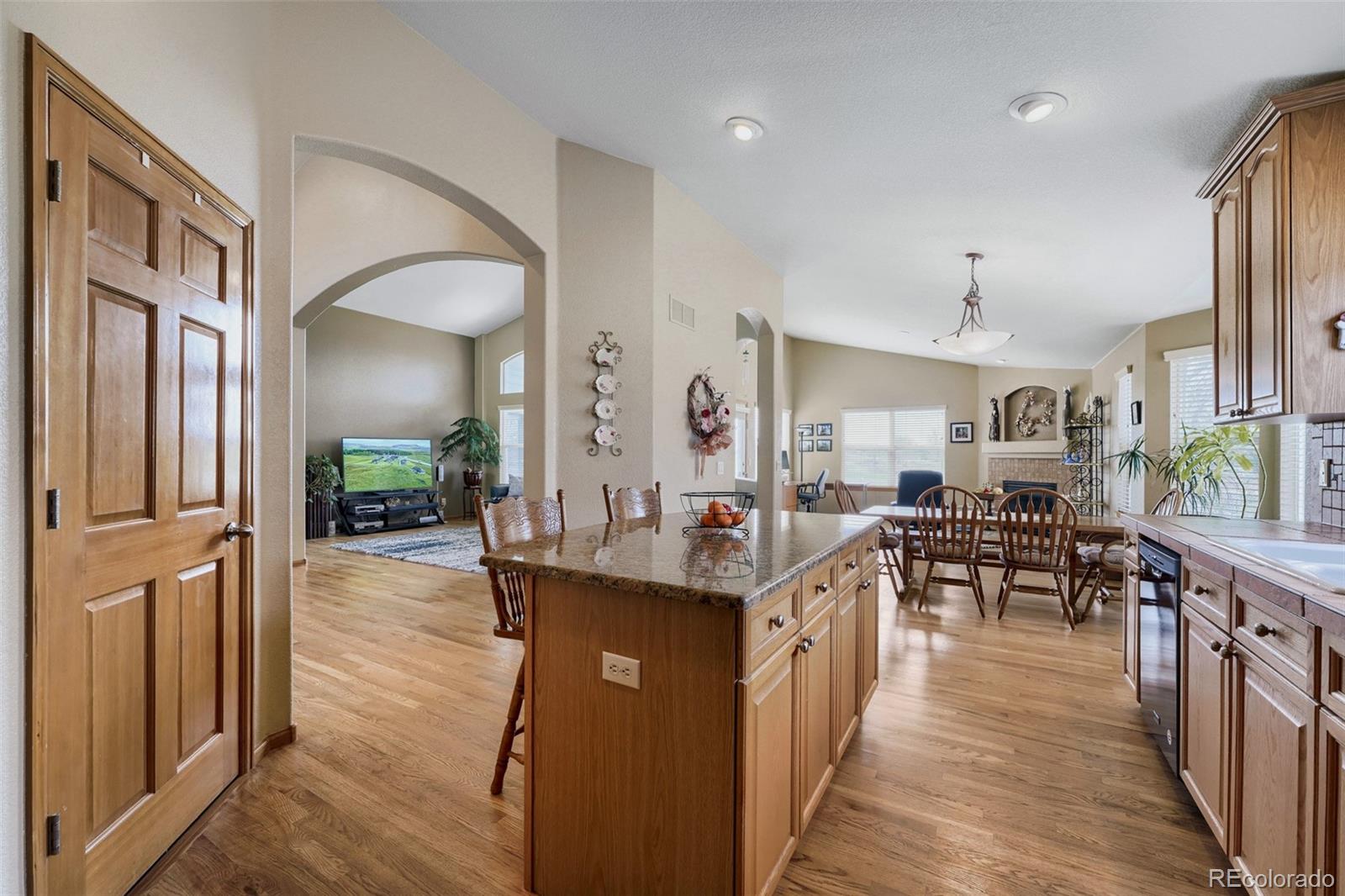 MLS Image #9 for 24272 e louisiana place,aurora, Colorado