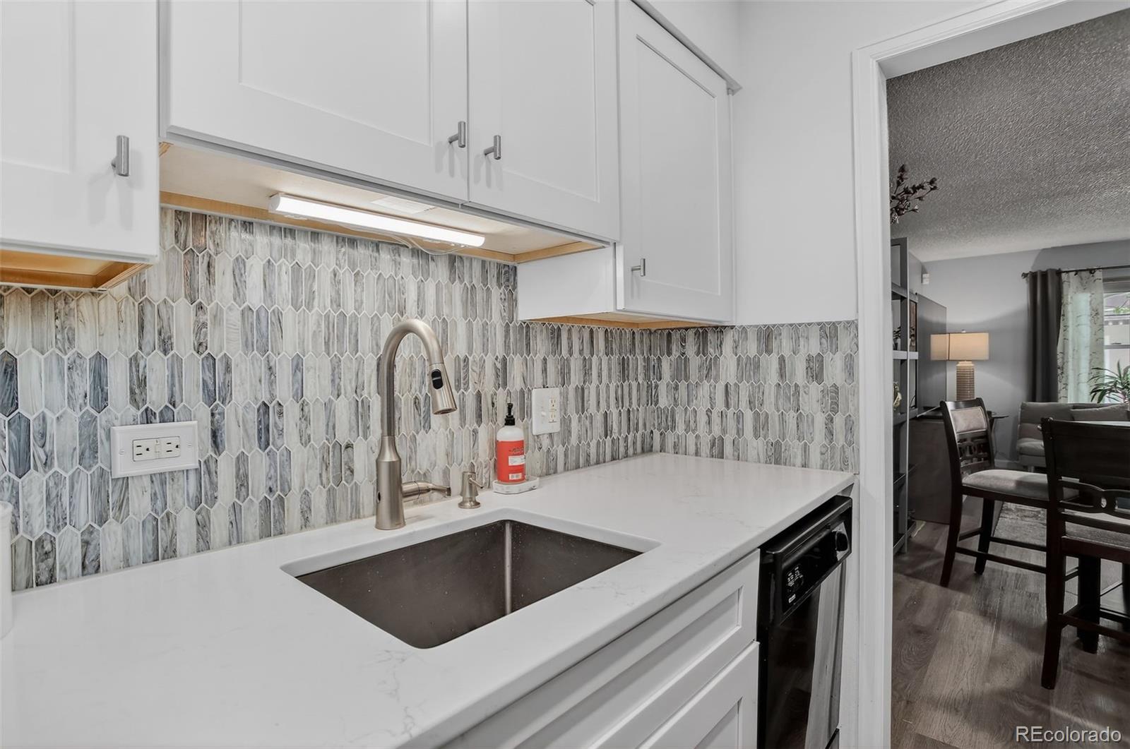 MLS Image #10 for 7110 s gaylord street p2,centennial, Colorado