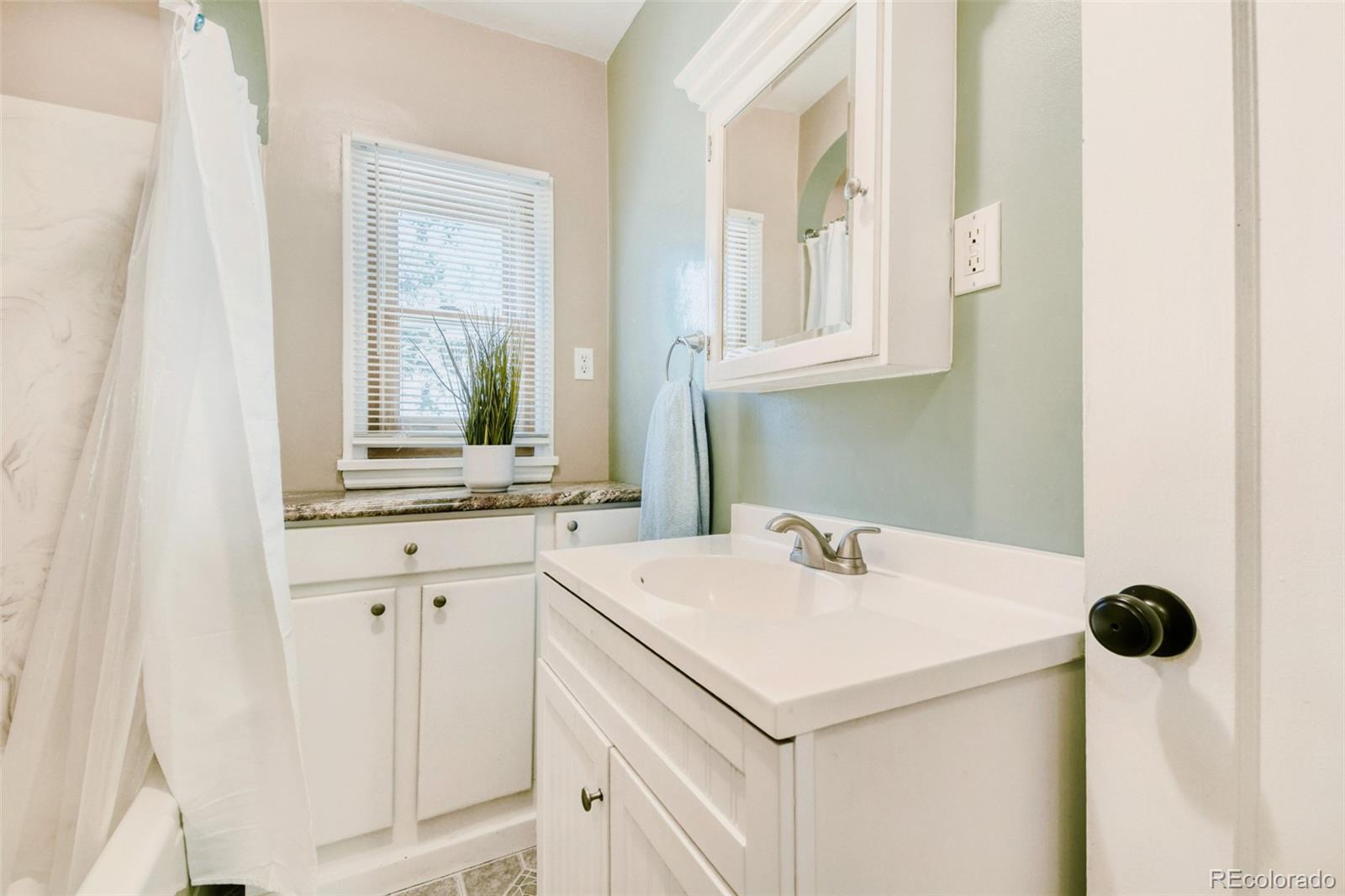 MLS Image #13 for 1825  glen dale drive,lakewood, Colorado