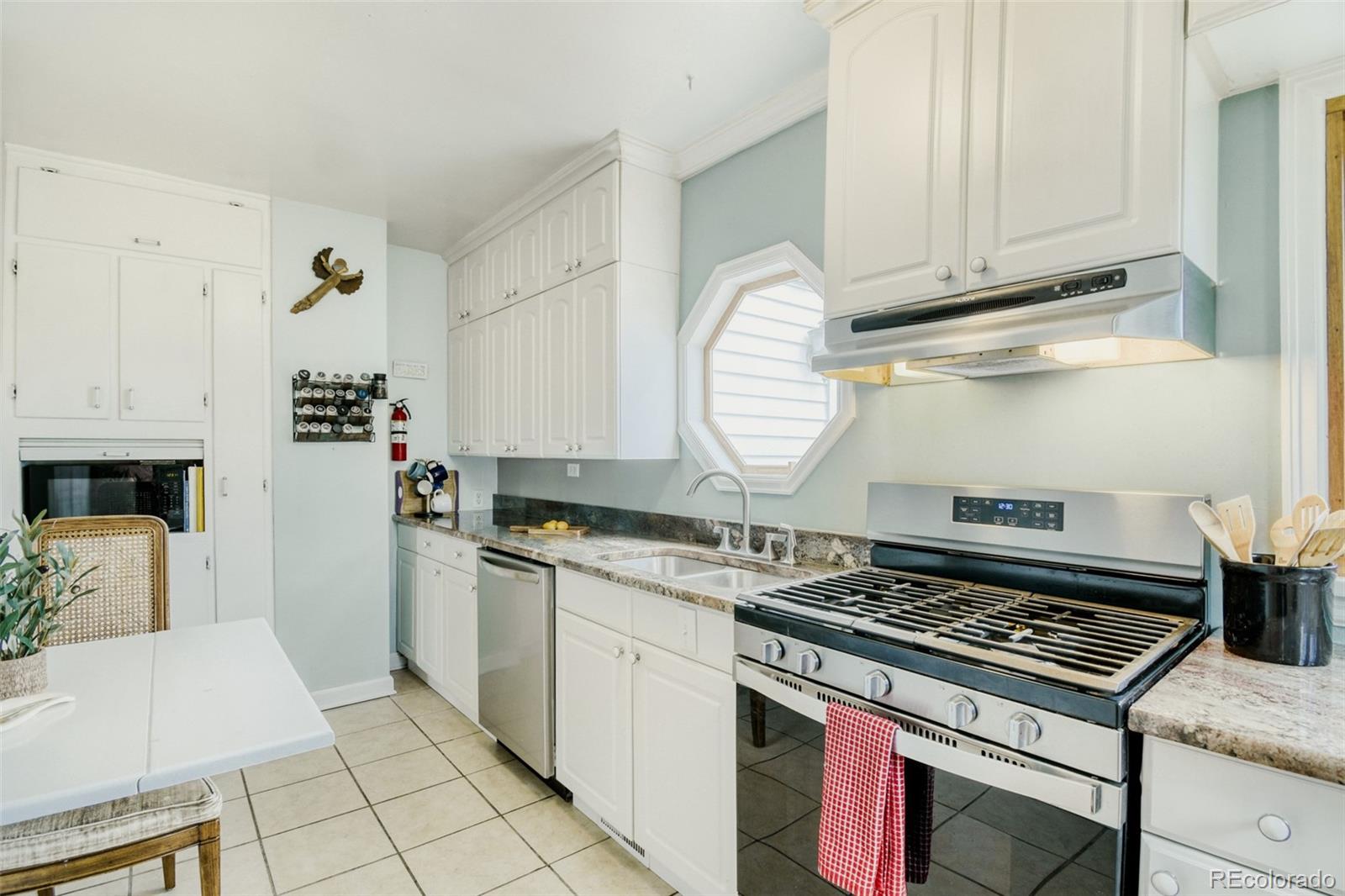 MLS Image #3 for 1825  glen dale drive,lakewood, Colorado