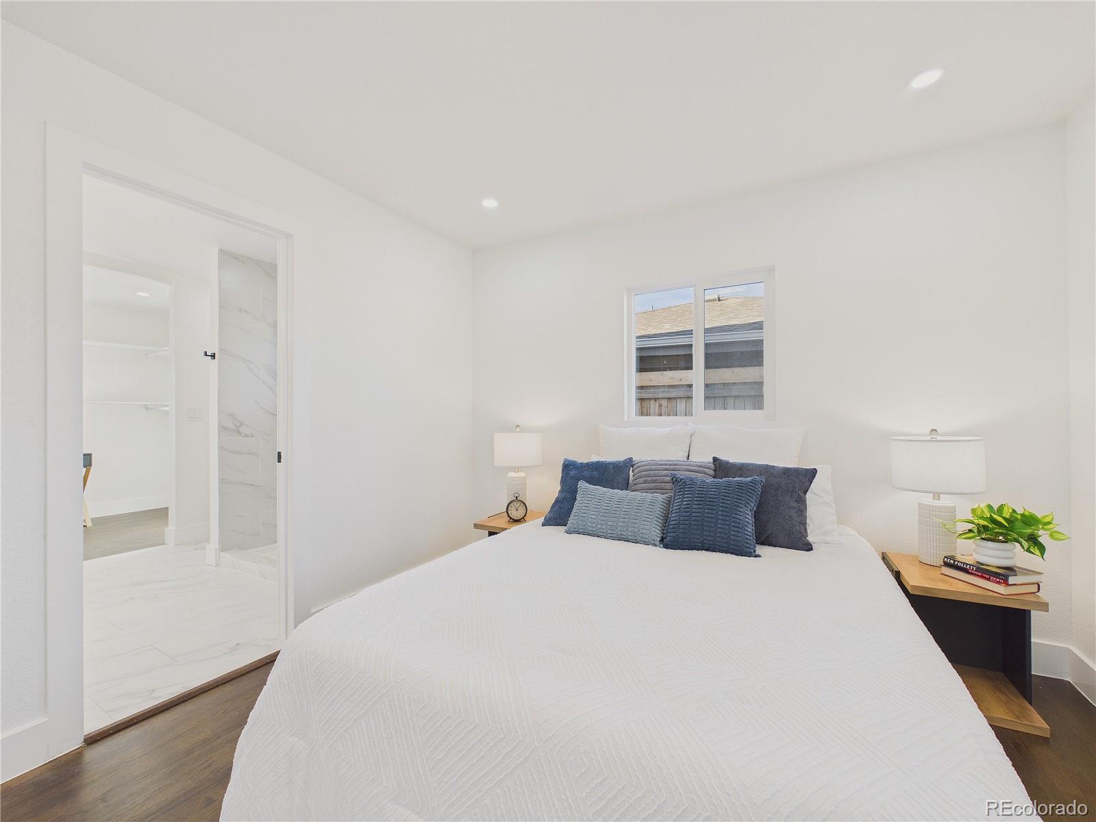 MLS Image #16 for 2571 s perry street,denver, Colorado
