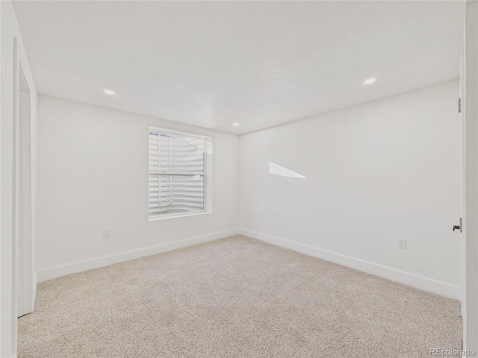 MLS Image #28 for 2571 s perry street,denver, Colorado