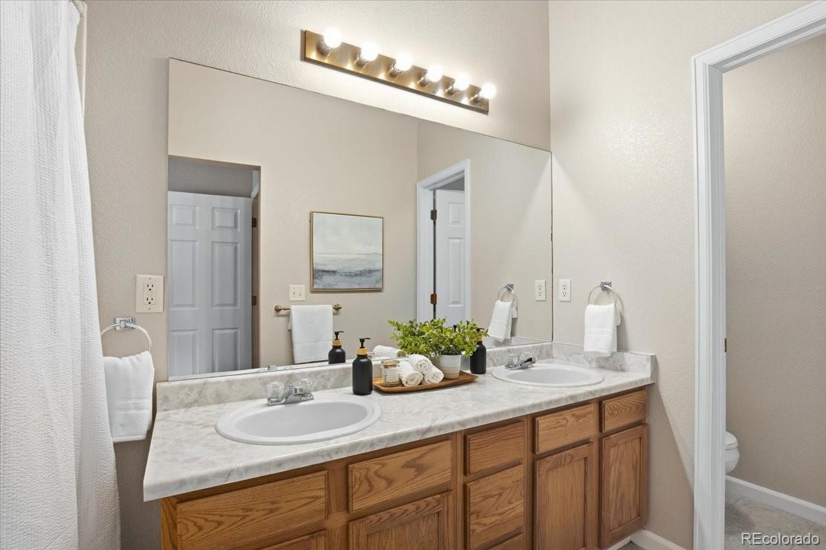 MLS Image #15 for 2029 s fundy court,aurora, Colorado