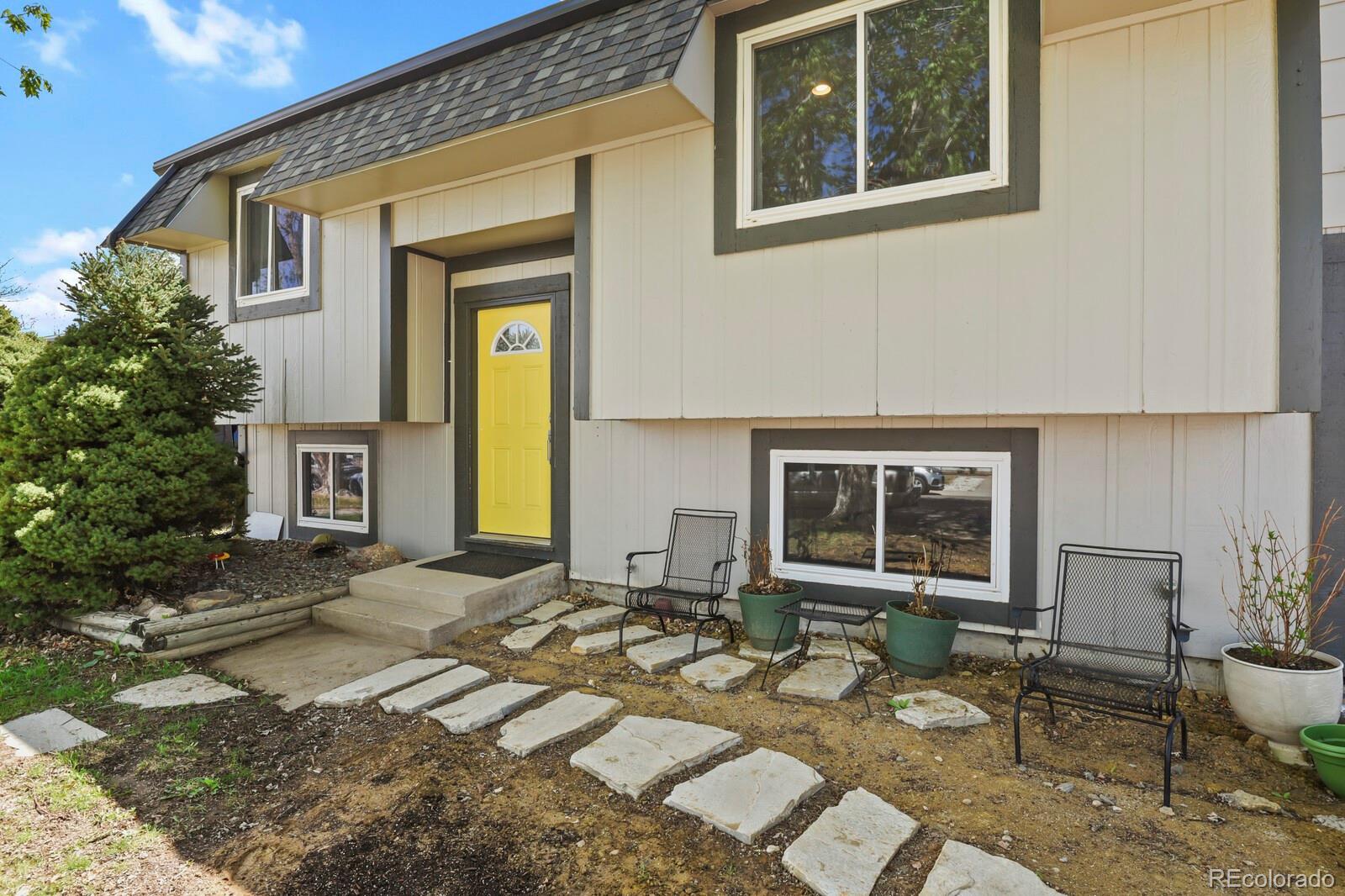 MLS Image #2 for 15726 e bails drive,aurora, Colorado