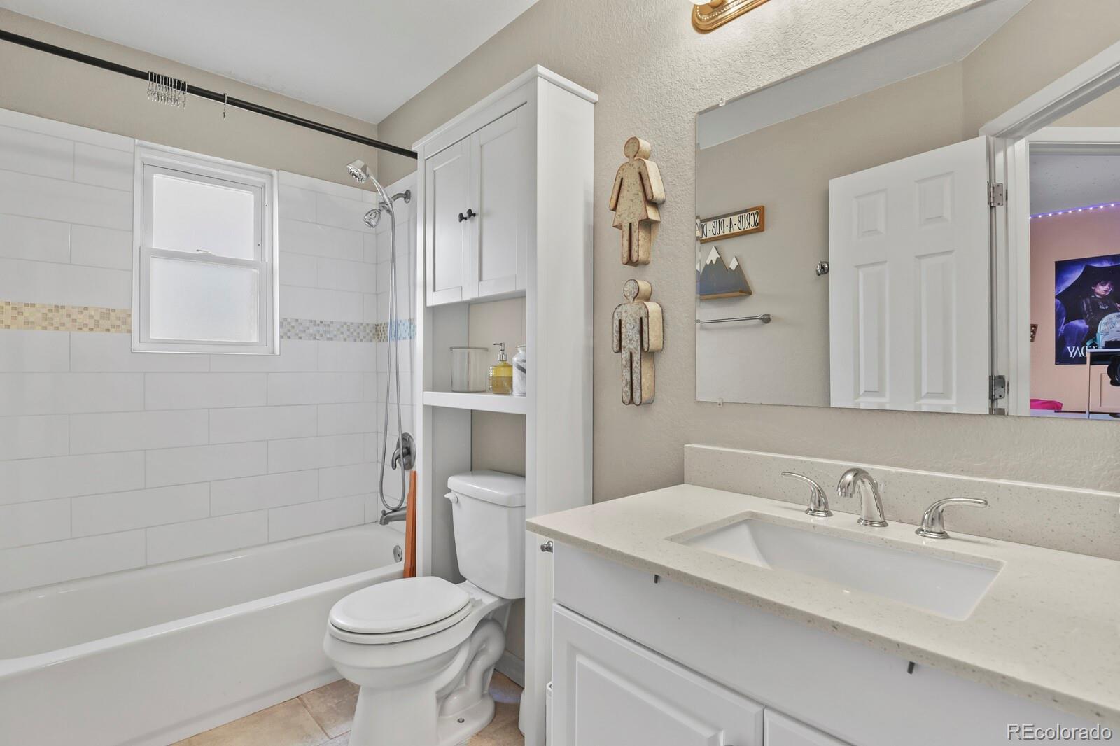 MLS Image #20 for 15726 e bails drive,aurora, Colorado
