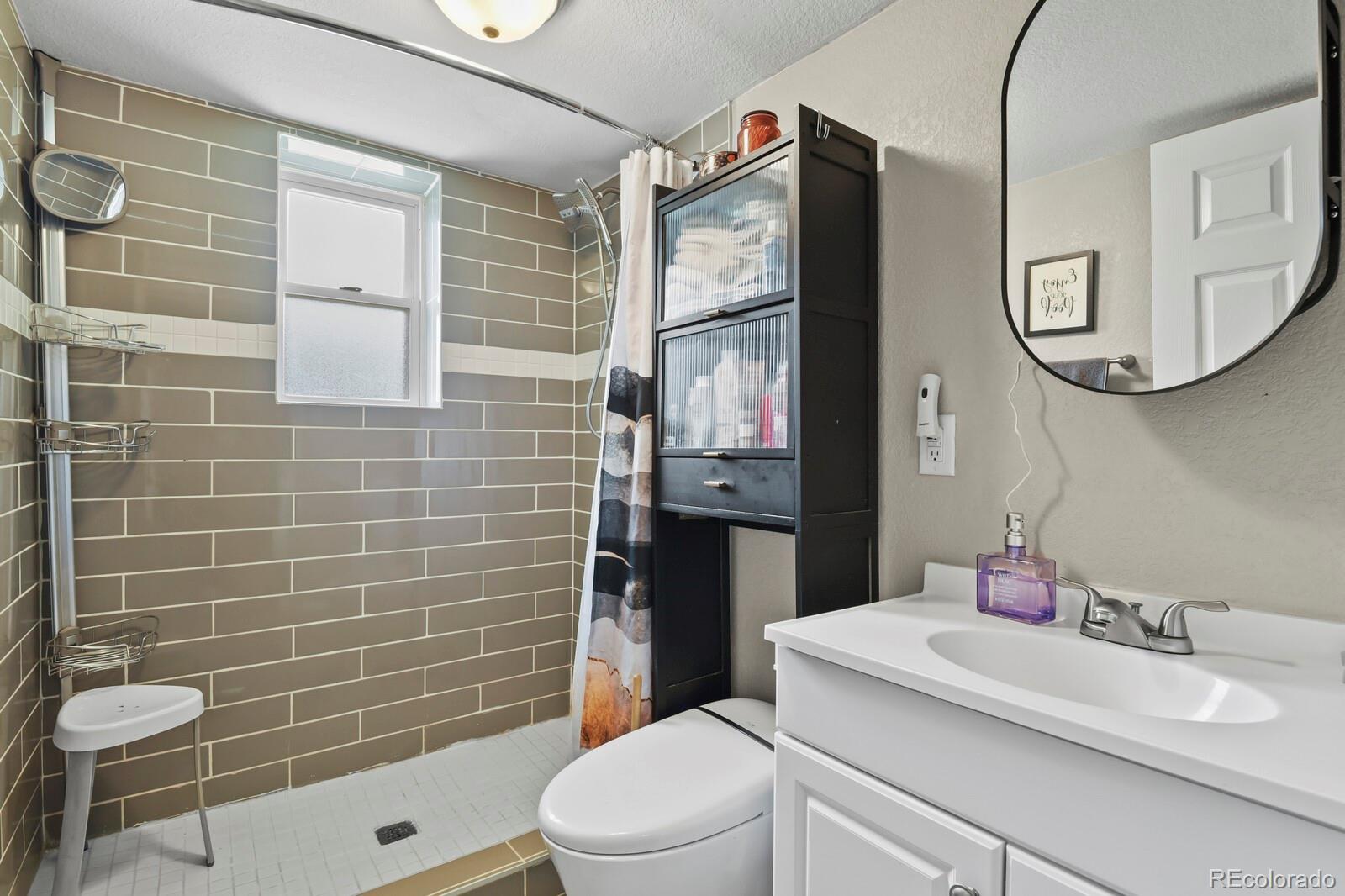 MLS Image #27 for 15726 e bails drive,aurora, Colorado
