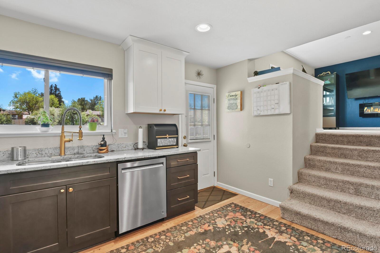 MLS Image #7 for 15726 e bails drive,aurora, Colorado