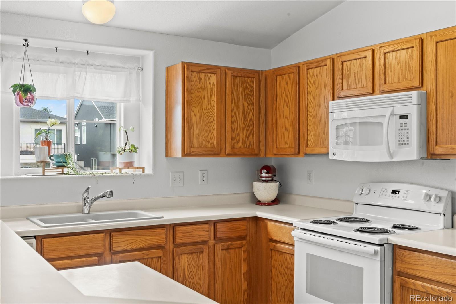 MLS Image #9 for 3976  riviera grove 203,colorado springs, Colorado