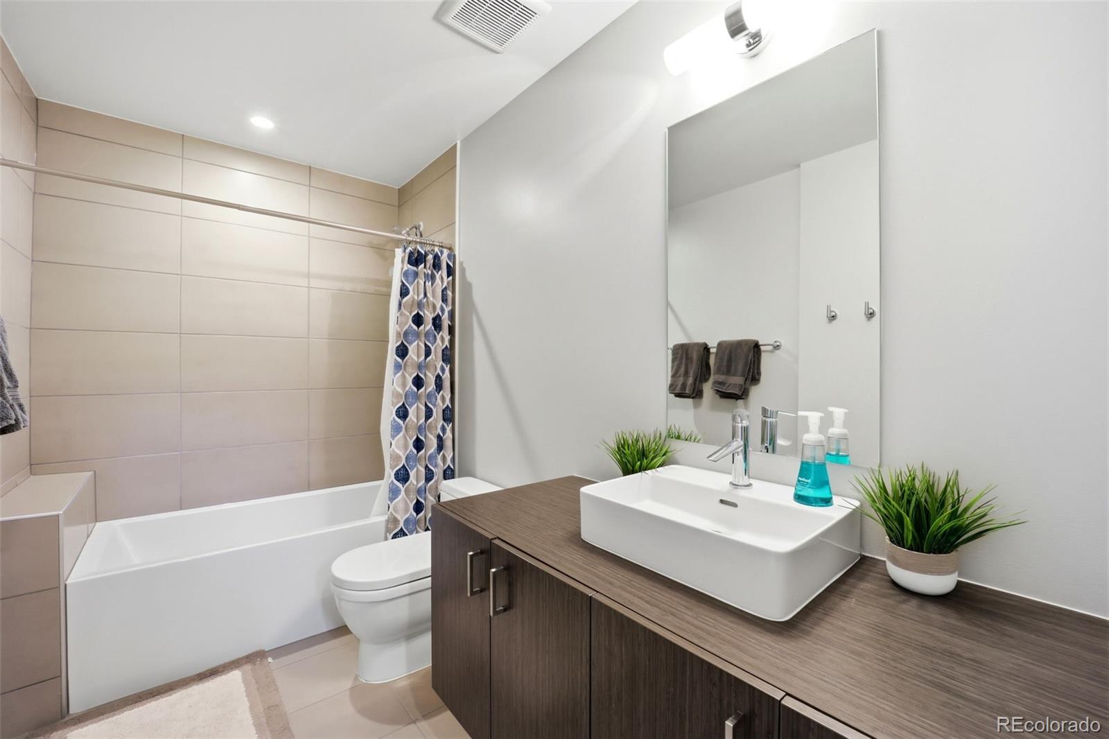 MLS Image #31 for 2415 s williams street,denver, Colorado