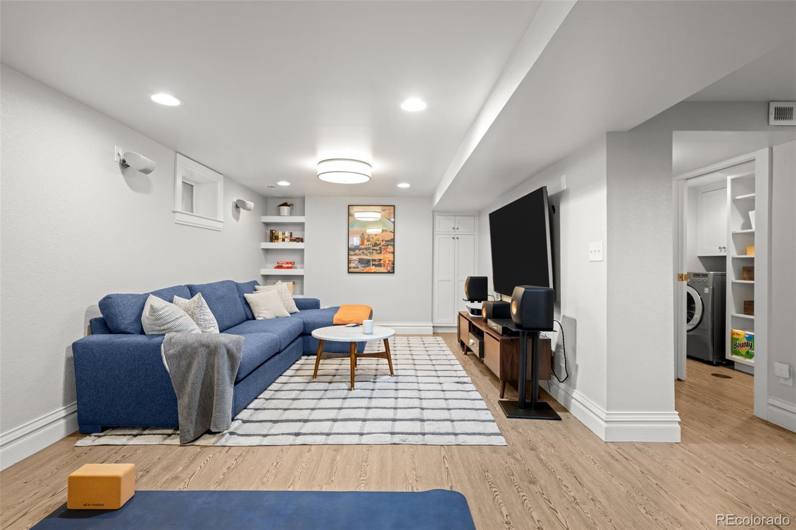 MLS Image #33 for 2452 n race street,denver, Colorado