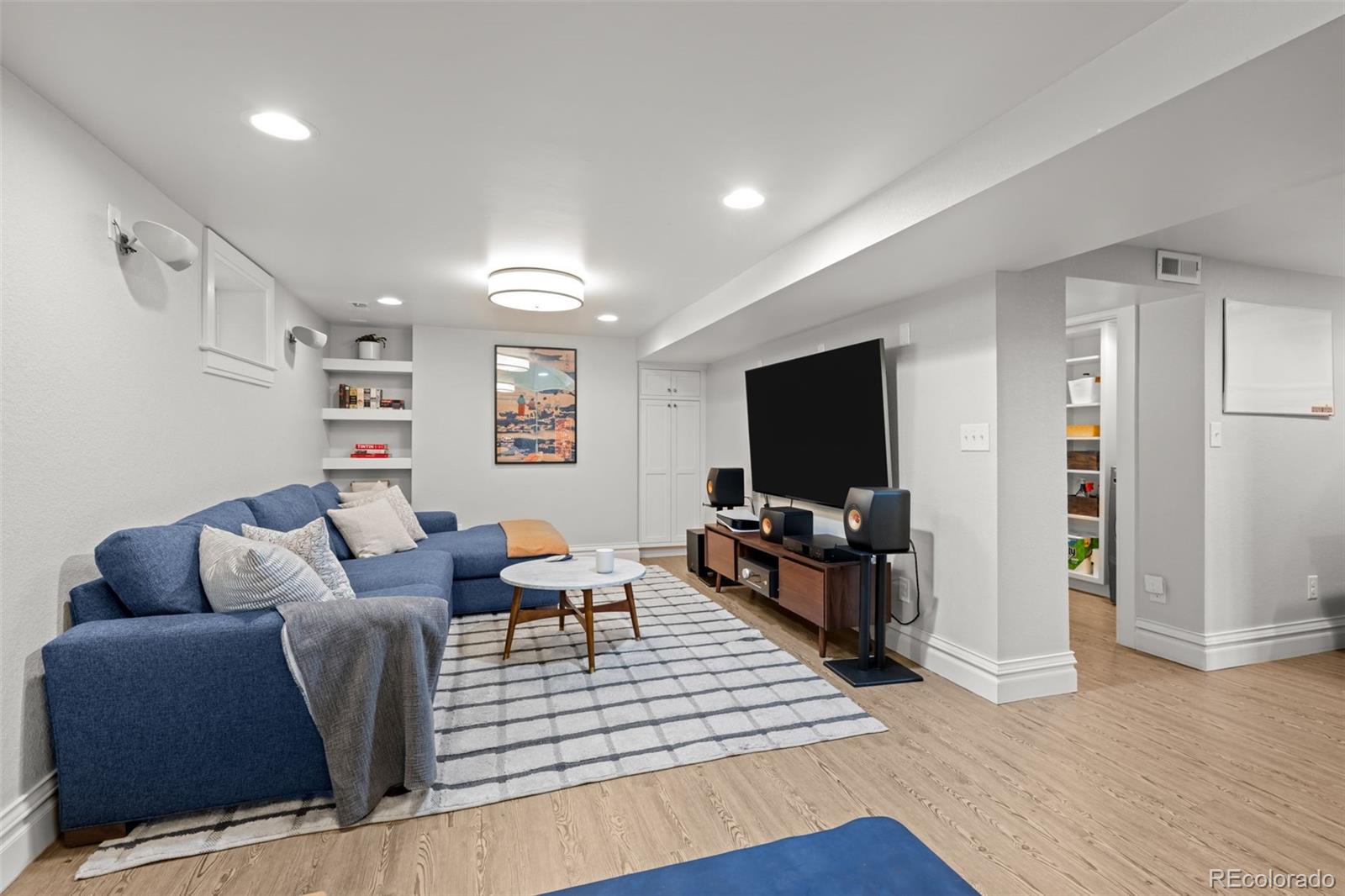 MLS Image #34 for 2452 n race street,denver, Colorado