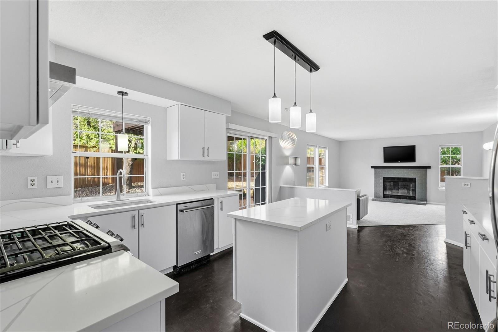 MLS Image #13 for 16653 e powers place,centennial, Colorado